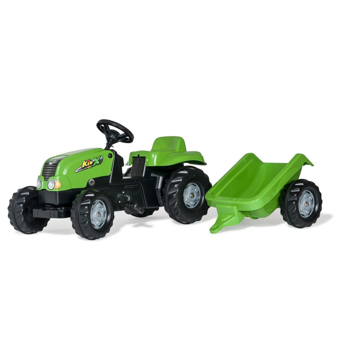 Ein grüner Spielzeugtraktor mit einem passenden abnehmbaren Anhänger vor weißem Hintergrund.