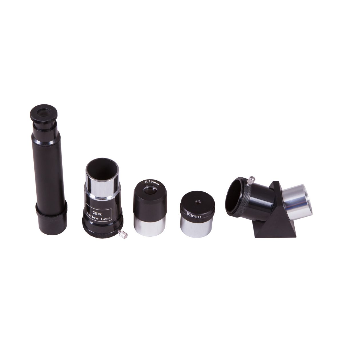 Varias lentes y accesorios de telescopio negros y plateados dispuestos sobre un fondo blanco.