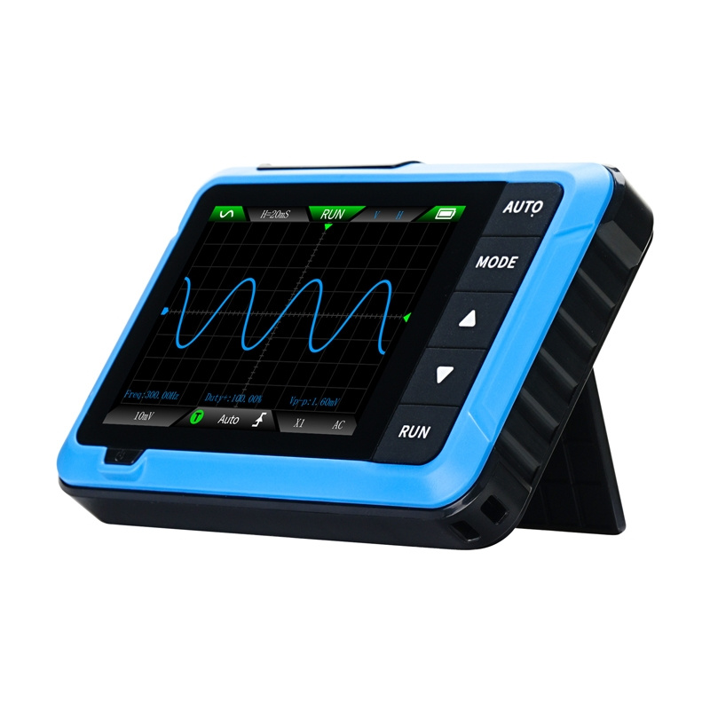 Oscilloscopio digitale portatile blu e nero con display e pulsanti.
