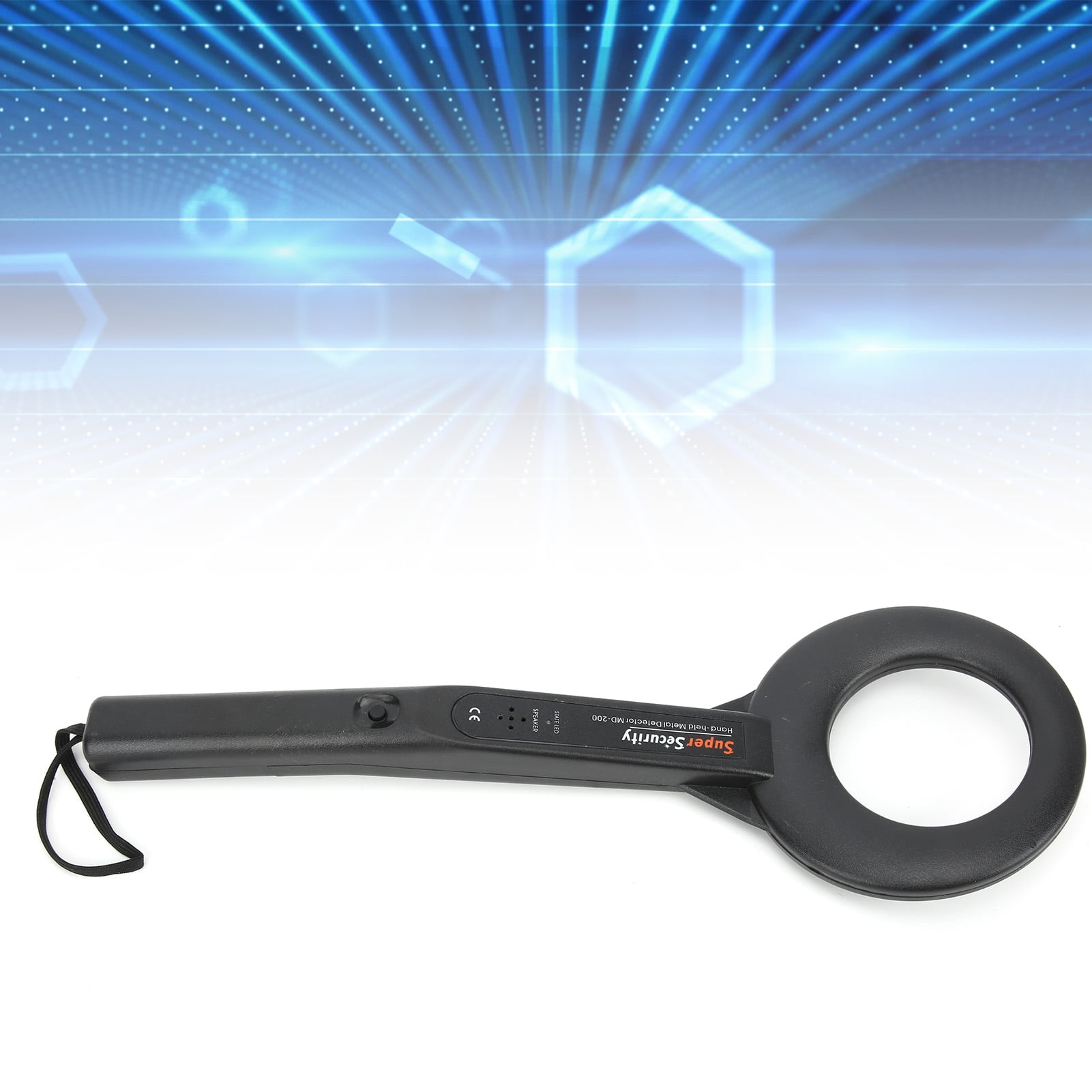 Ein schwarzer Handmetalldetektor mit Handschlaufe vor blauem digitalem Hintergrund.
