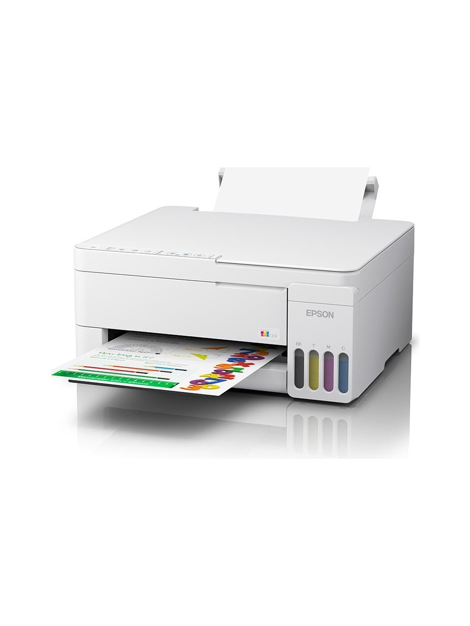 Beyaz bir Epson EcoTank yazıcı, beyaz arka planda renkli bir belge yazdırıyor.