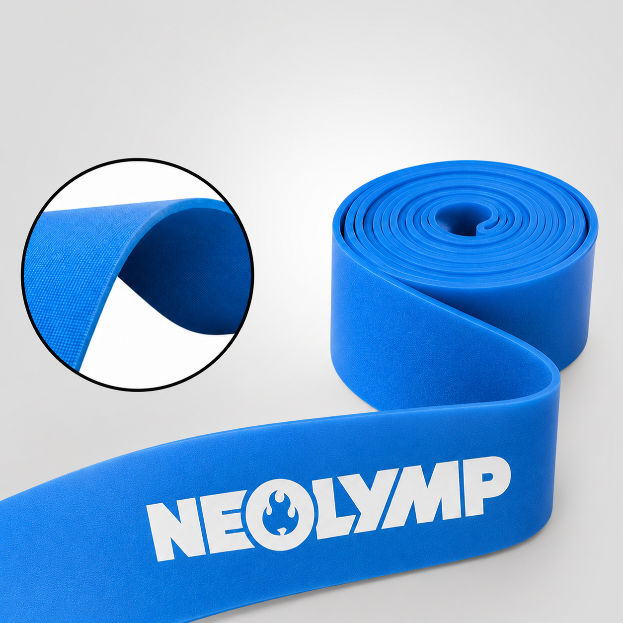 Blaue Neolymmp Fitnessbanderole auf weißem Hintergrund mit Nahaufnahme der strukturierten Oberfläche.