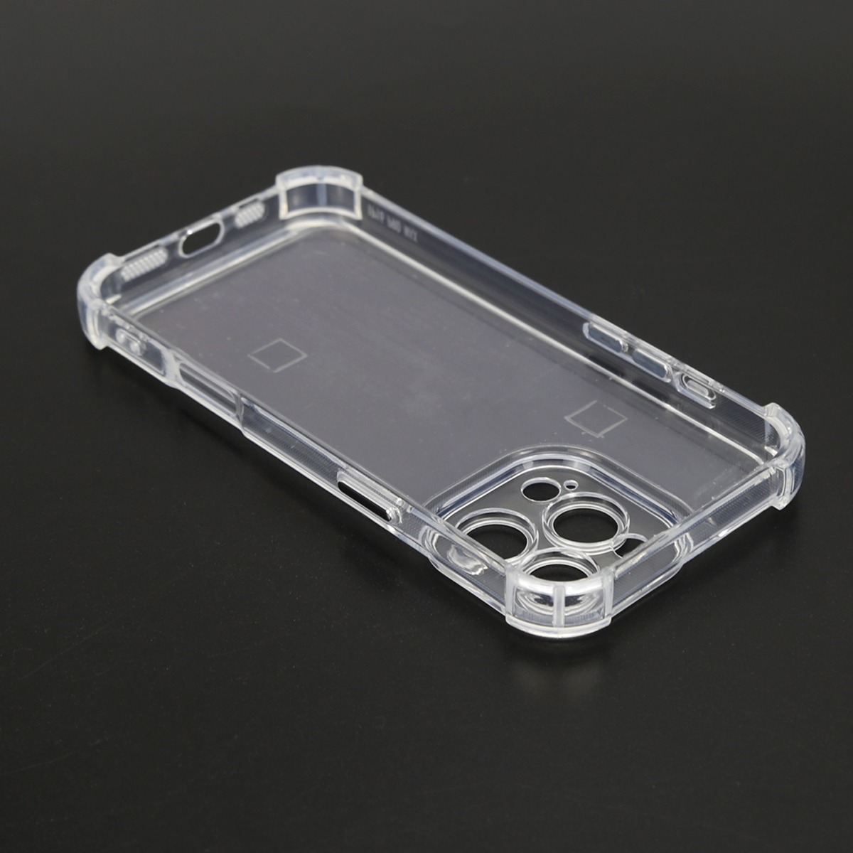 Eine klare, transparente Smartphone-Hülle aus Plastik mit verstärkten Ecken auf dunklem Hintergrund.