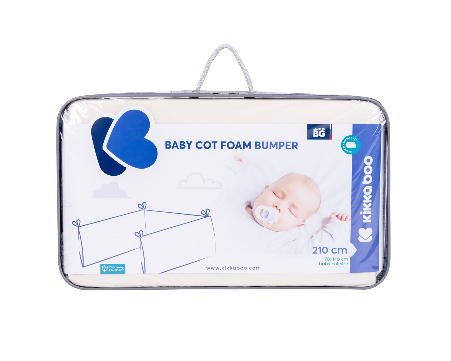 Verpackung eines Baby-Schaumstoff-Bettumranders mit Bild eines schlafenden Babys und Produktinformationen.