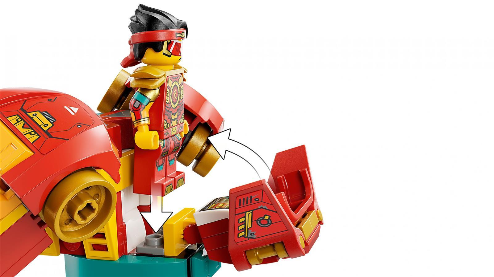 Eine Lego-Figur in rot-goldener Rüstung steht auf einem Fahrzeug, Pfeile zeigen Montageanweisungen.