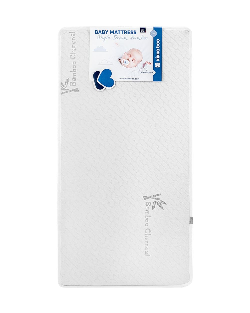 Eine weiße KikkaBoo Babymatratze mit Bambuskohle-Design und einem Produktetikett oben.