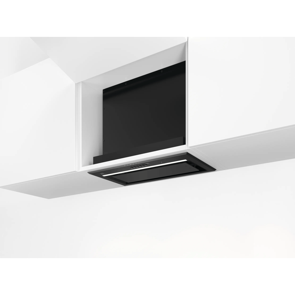 Una campana extractora negra está integrada en un mueble de cocina blanco moderno.