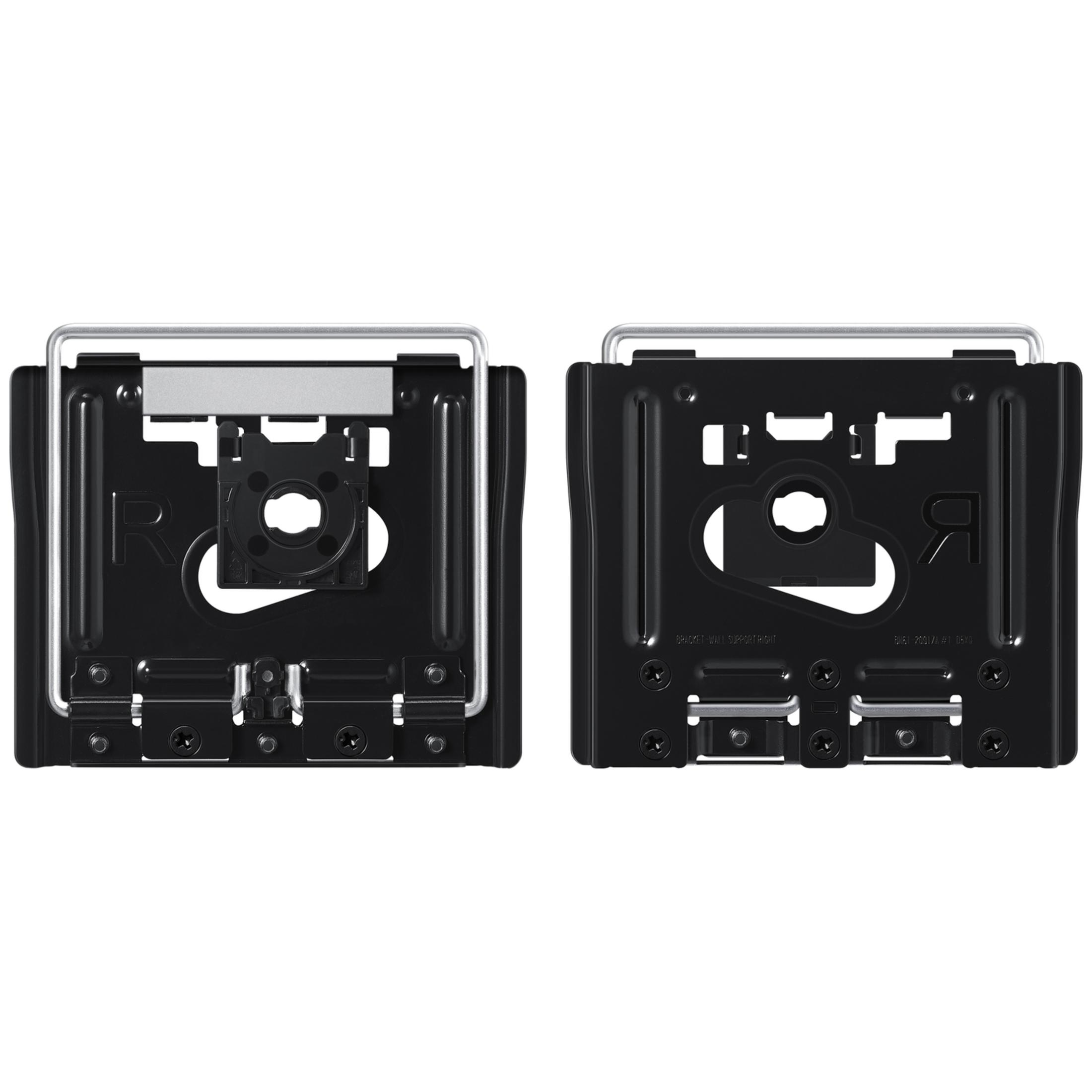 Dos soportes de pared de metal negro con asas plateadas sobre fondo blanco.