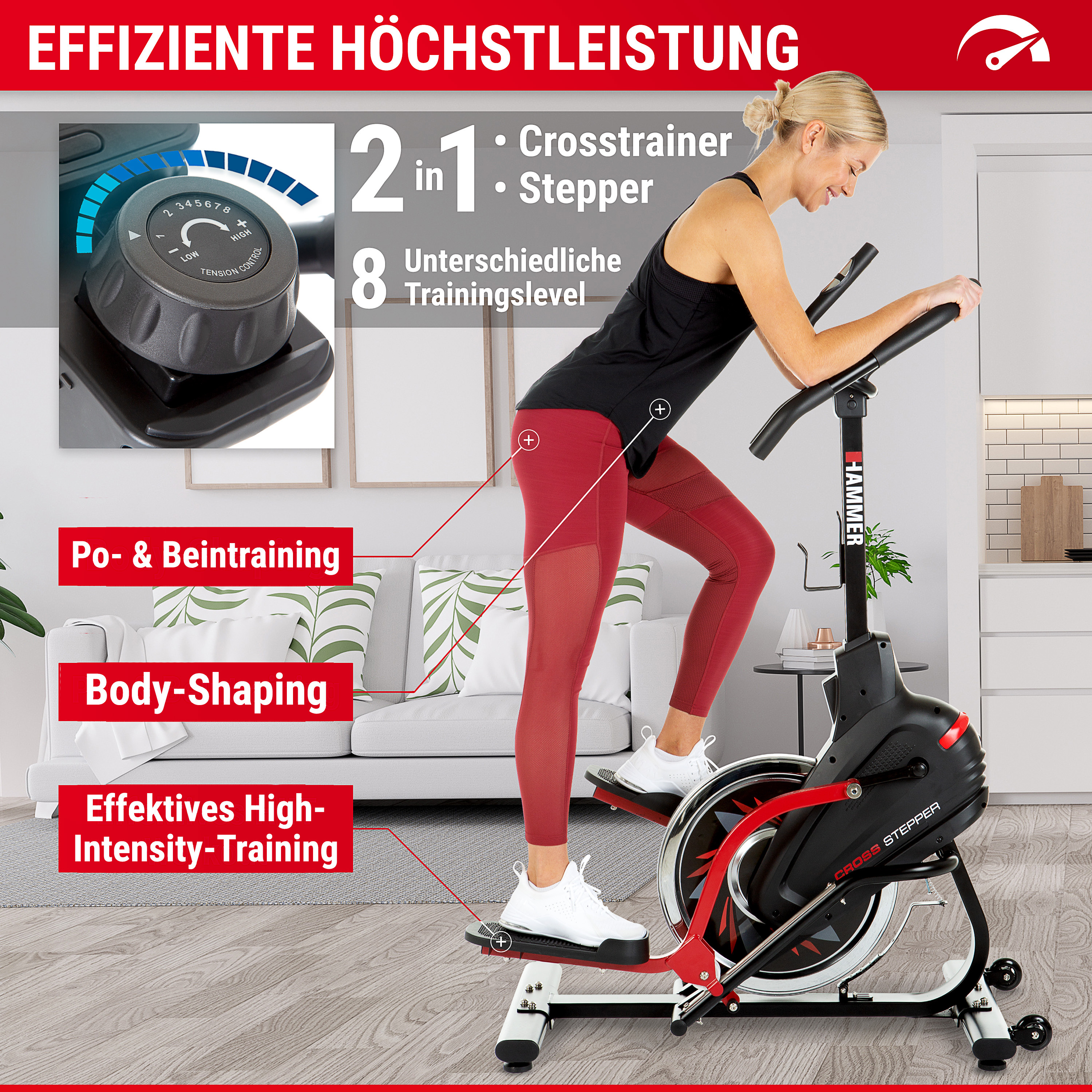 Eine Frau trainiert zu Hause auf einem schwarzen Crosstrainer-Stepper in einem hellen Wohnzimmer.