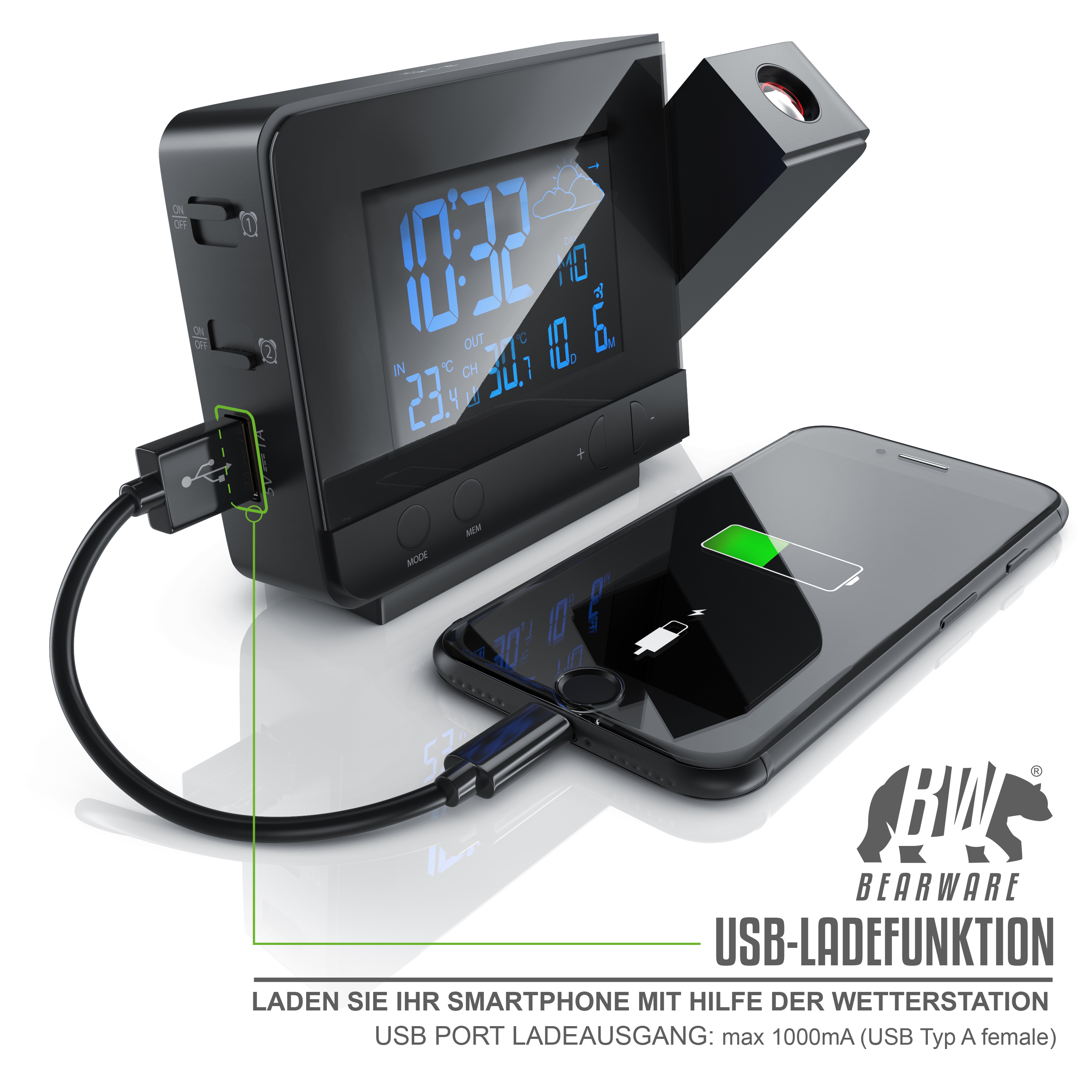 Schwarze Wetterstation mit Digitaldisplay, Projektor und USB-Kabel lädt ein Smartphone auf.