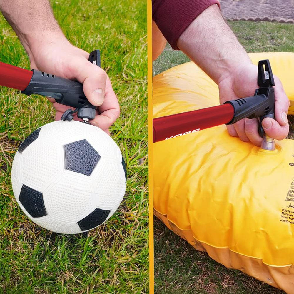 Eller bir futbol topunu ve sarı minderi şişirmek için pompa tutuyor.