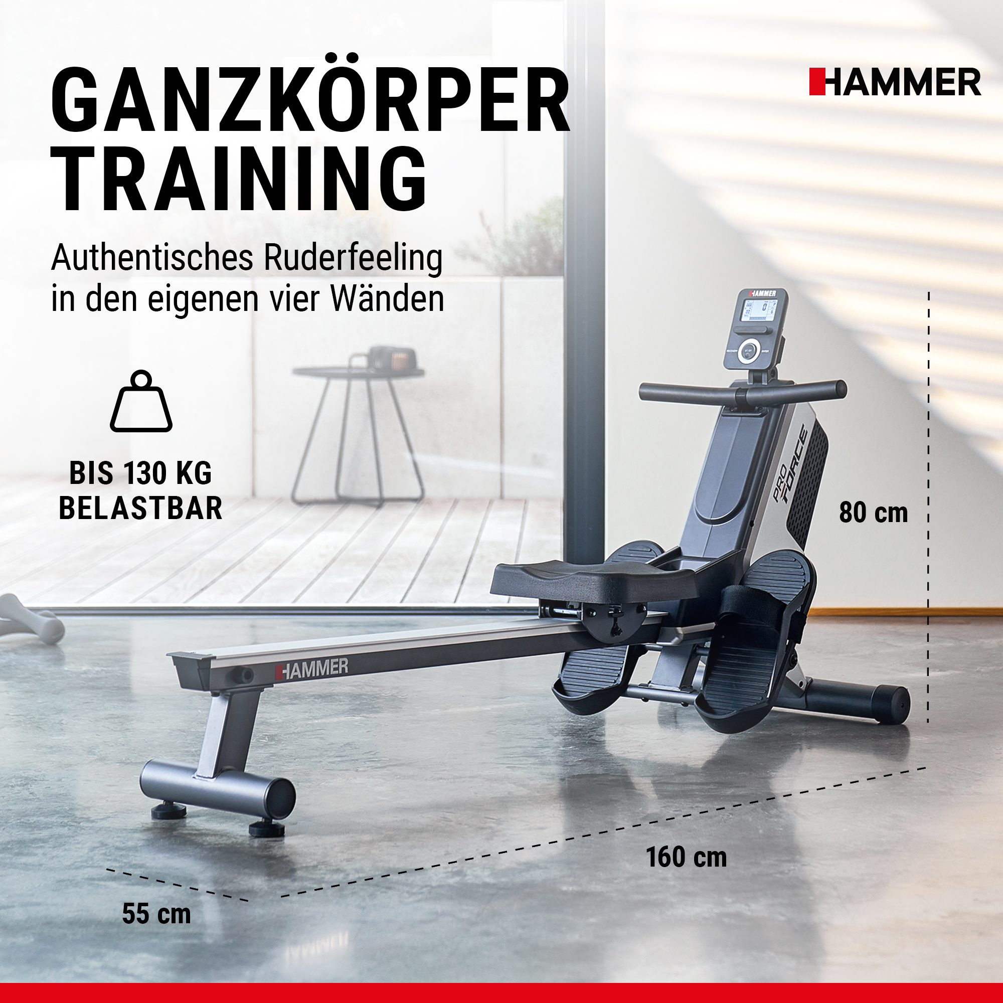 Ein Hammer Rudergerät steht auf einem Betonboden in einem hellen Raum, mit Maßangaben und Textoverlays.
