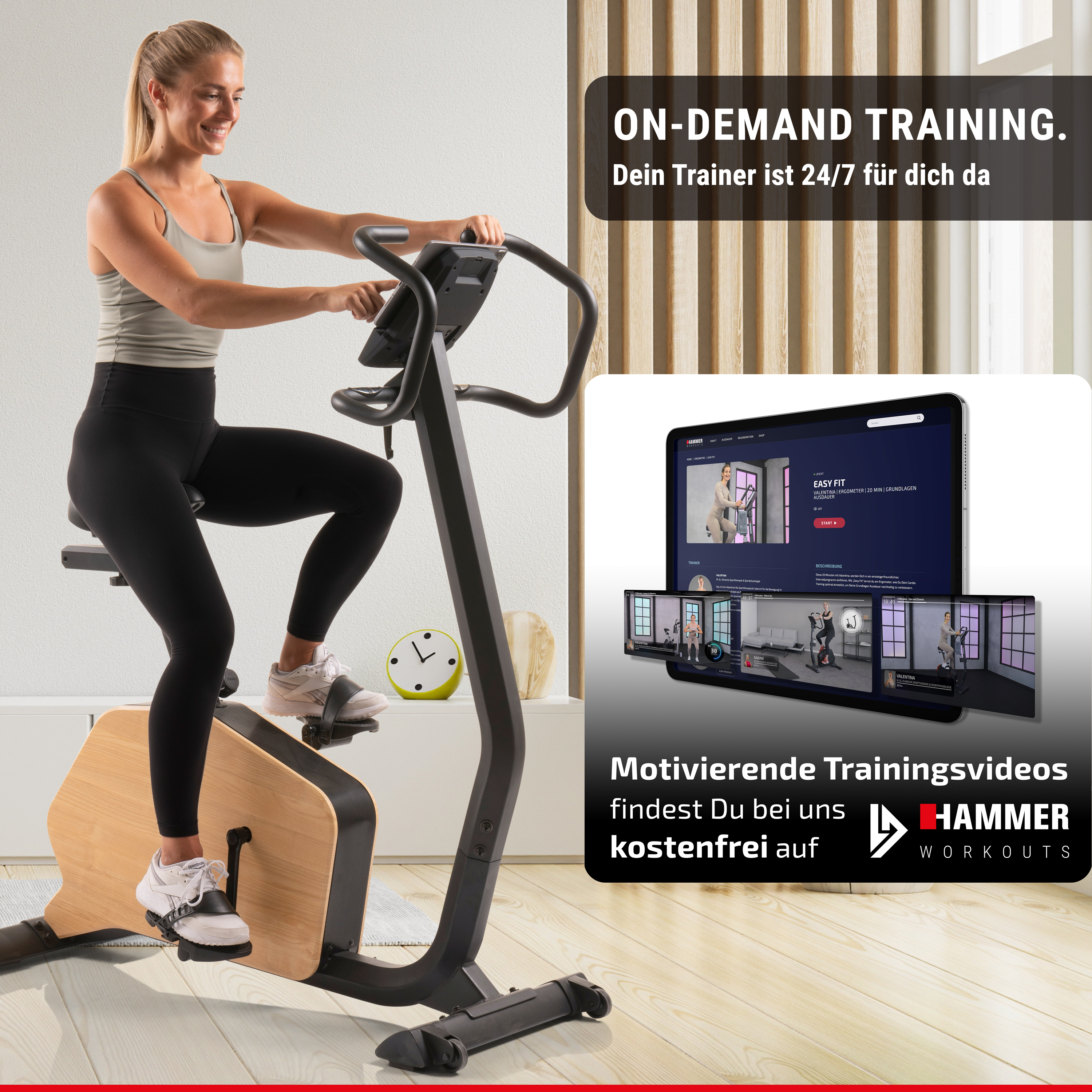 Eine Frau trainiert auf einem Ergometer mit Holz-Akzent, während ein Tablet Trainingsvideos zeigt.