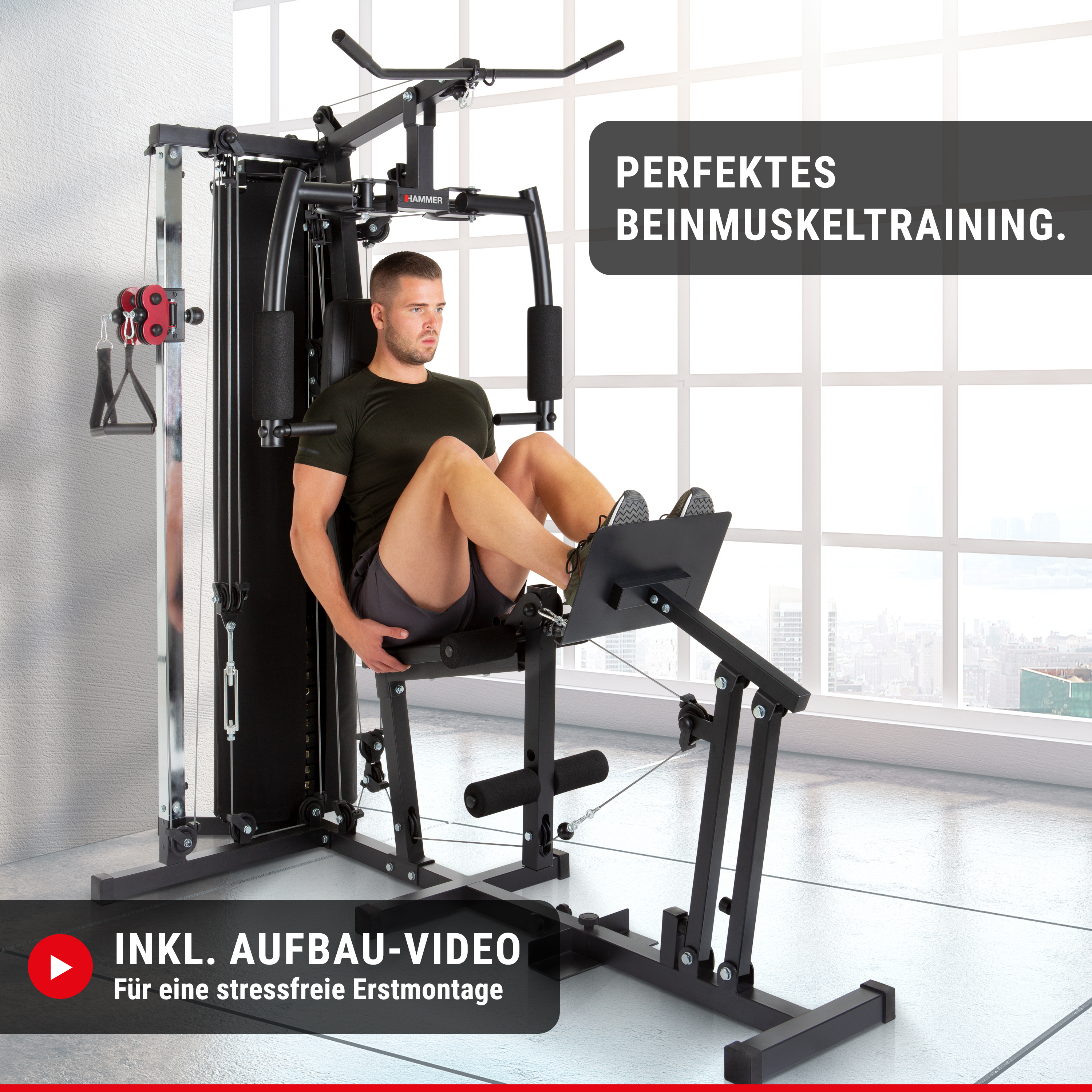 Ein Mann trainiert seine Beinmuskulatur an einer modernen schwarzen Kraftstation in einem hellen Raum.