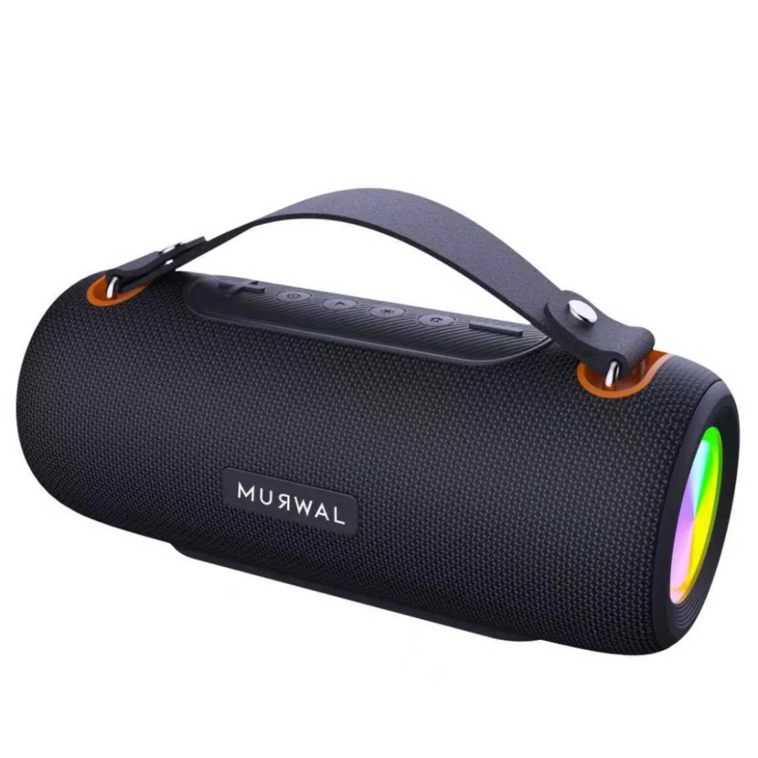 Un altavoz Bluetooth negro cilíndrico con correa de transporte y extremo RGB brillante.