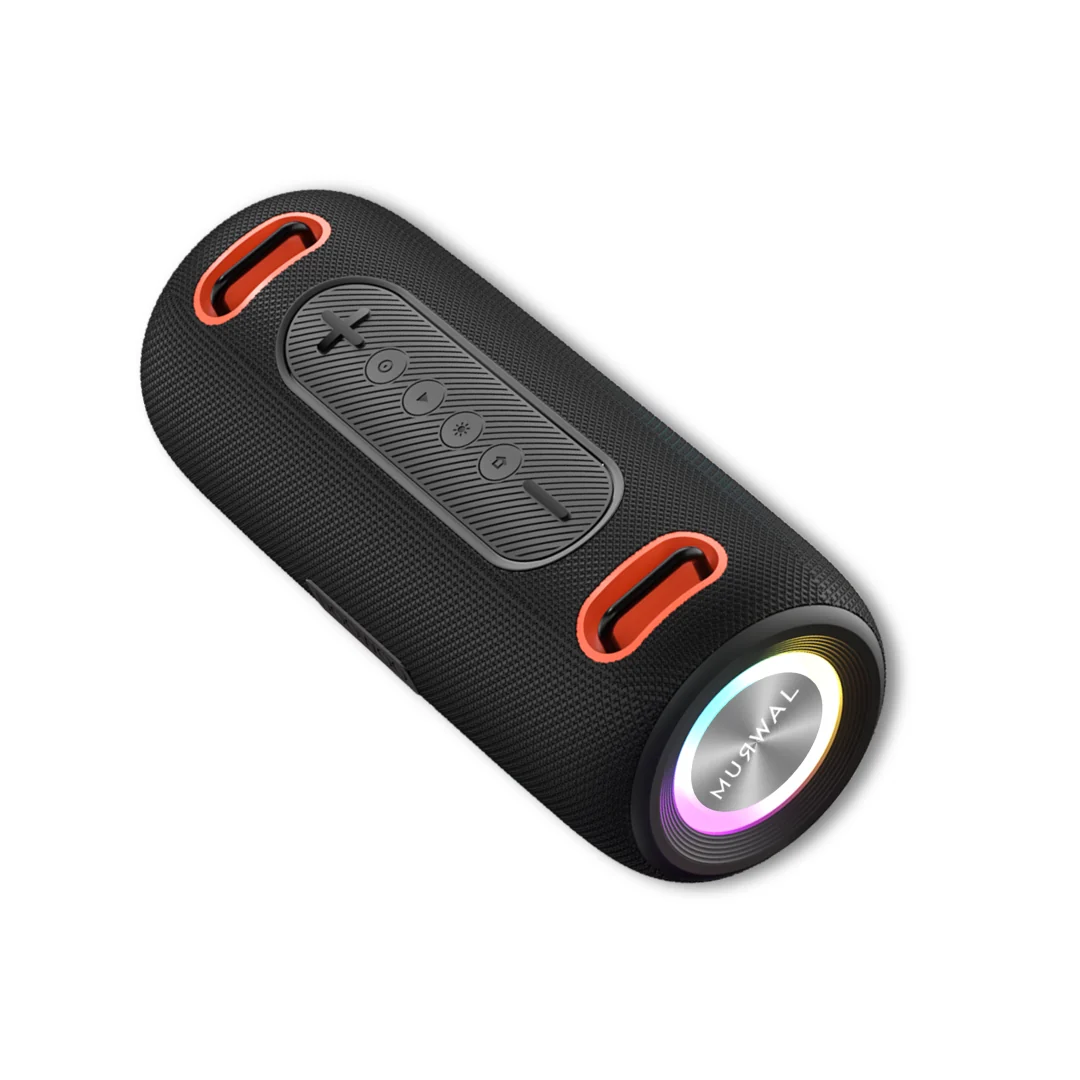 Un altavoz Bluetooth cilíndrico negro con detalles naranjas, panel de control superior y un anillo de luz brillante.