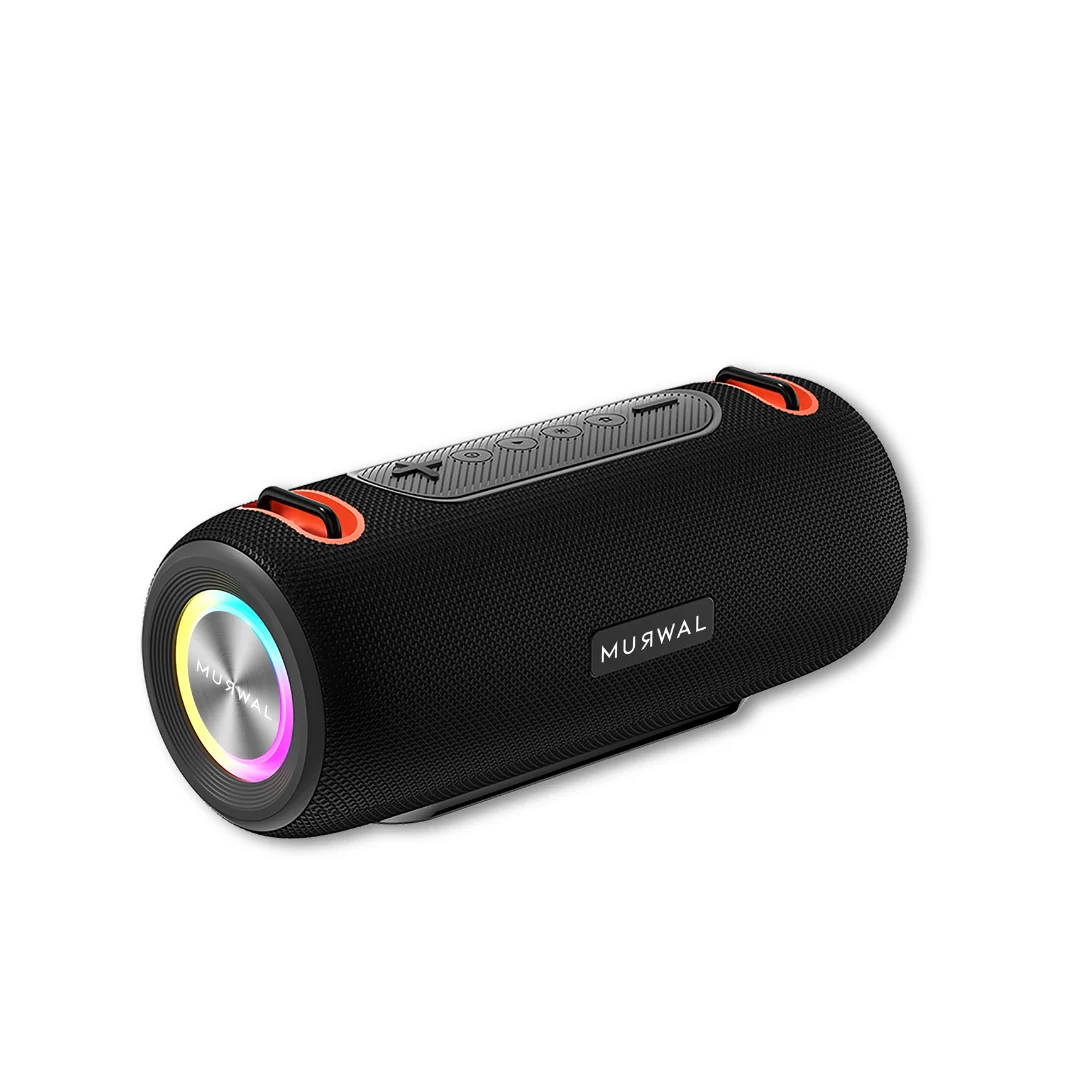 Un altavoz Bluetooth negro cilíndrico con malla de tela, luces LED de colores en el lateral y el logotipo.