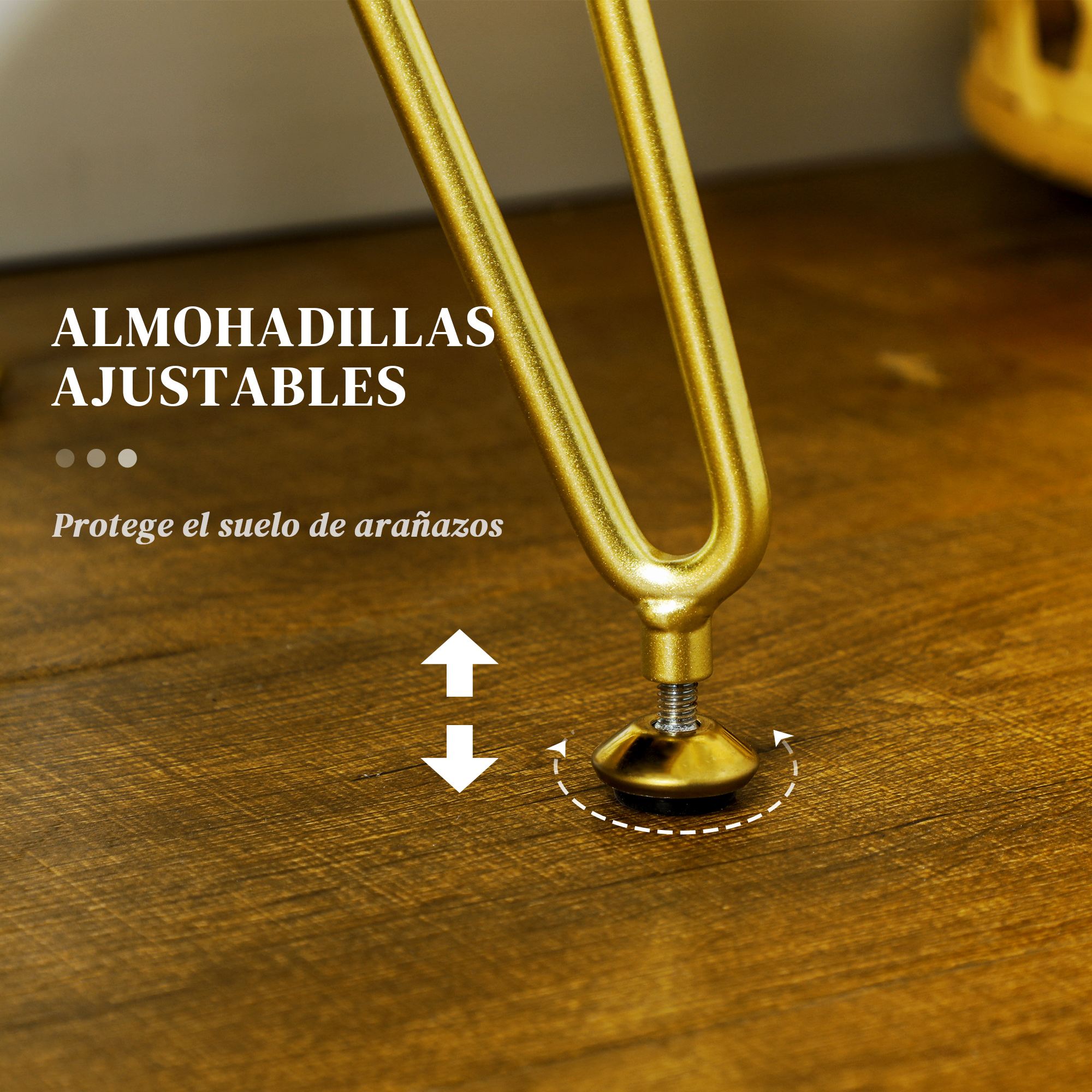 Pata de mueble dorada en horquilla con pie ajustable en suelo de madera, con textos superpuestos.