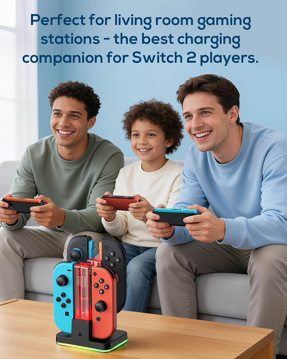 Drei Personen sitzen auf einer Couch und spielen zusammen Videospiele mit Handheld-Controllern.
