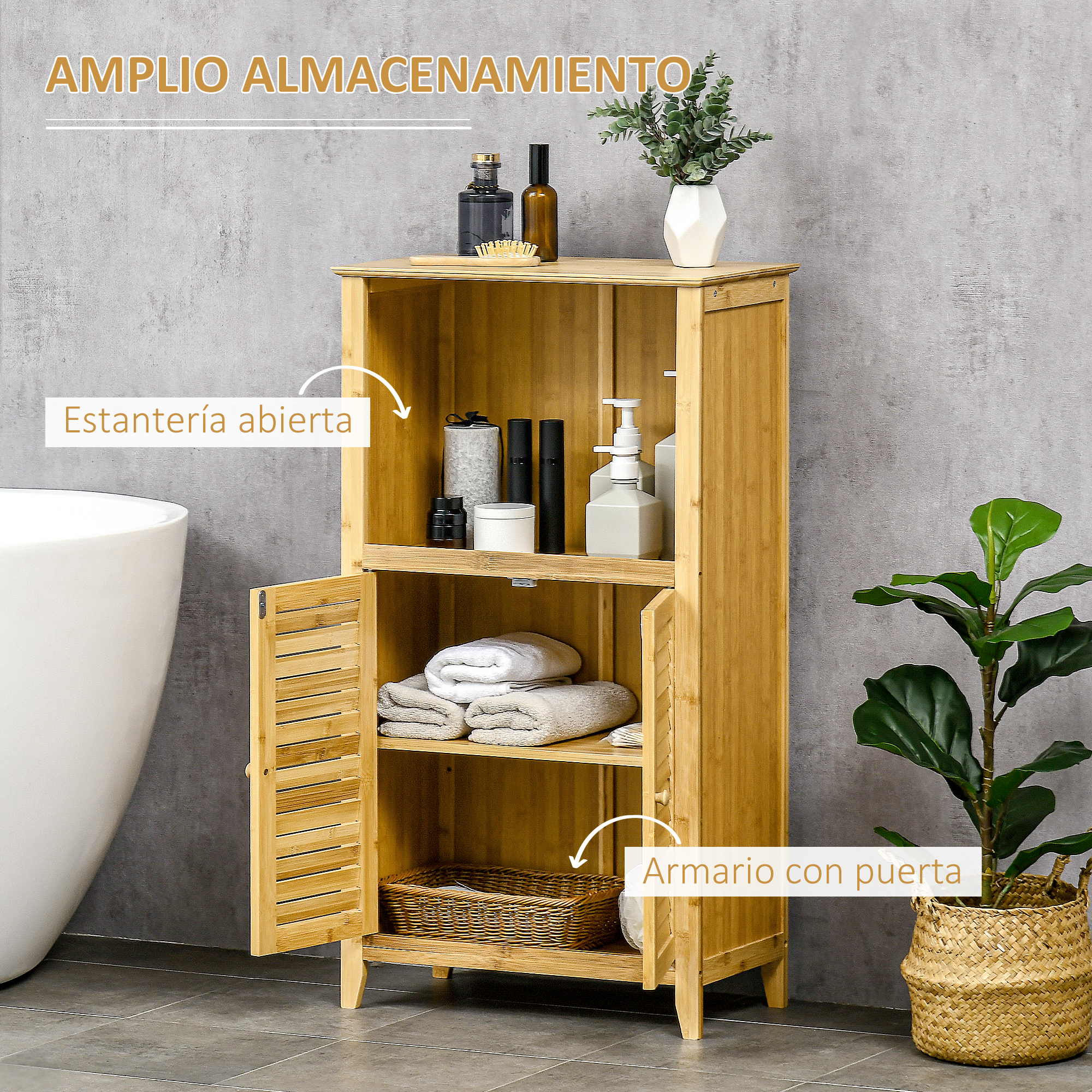 Armario de baño de bambú con estante abierto y puertas dobles, lleno de toallas y artículos de baño.
