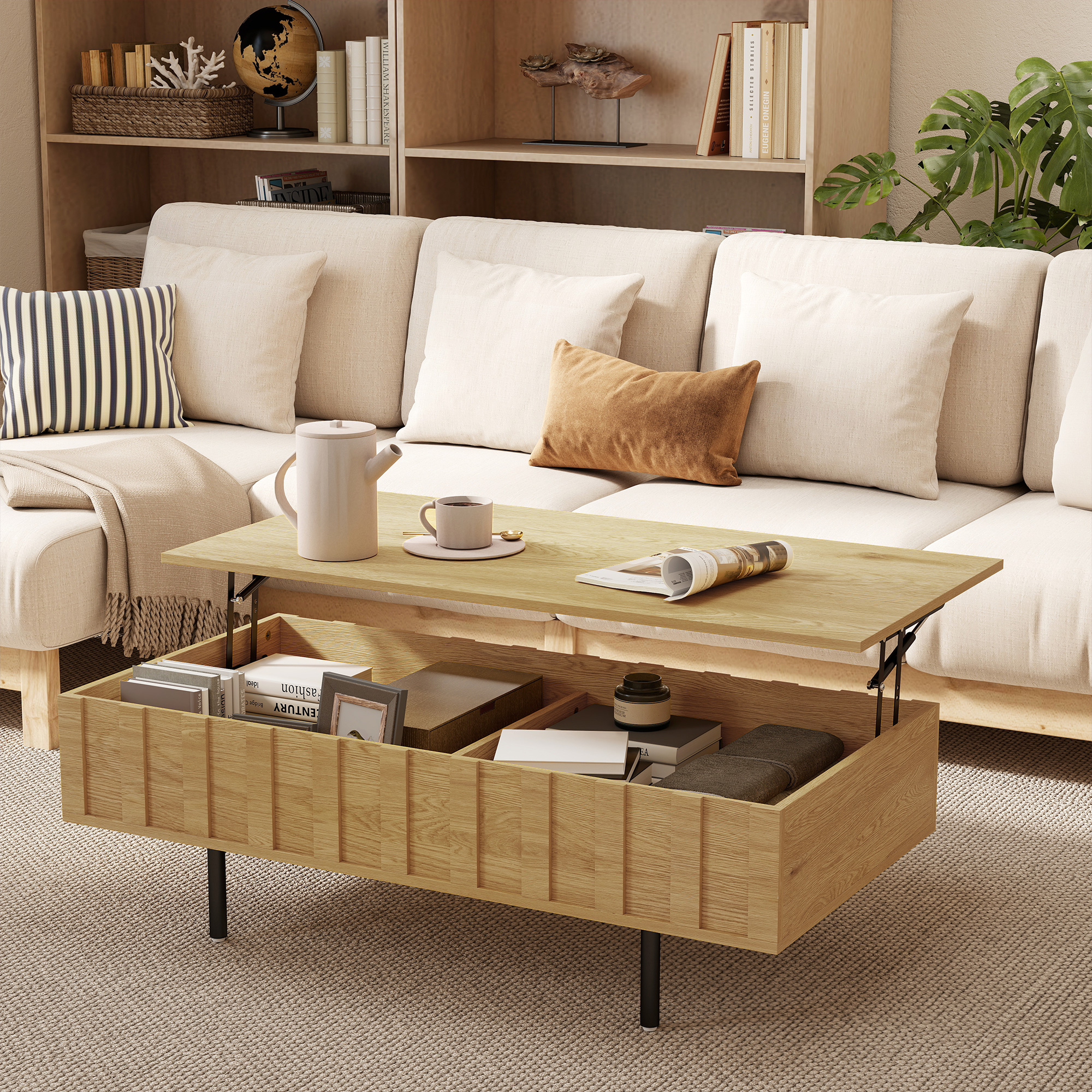 Una mesa de centro de madera con tapa elevable se encuentra frente a un sofá claro en una sala acogedora.