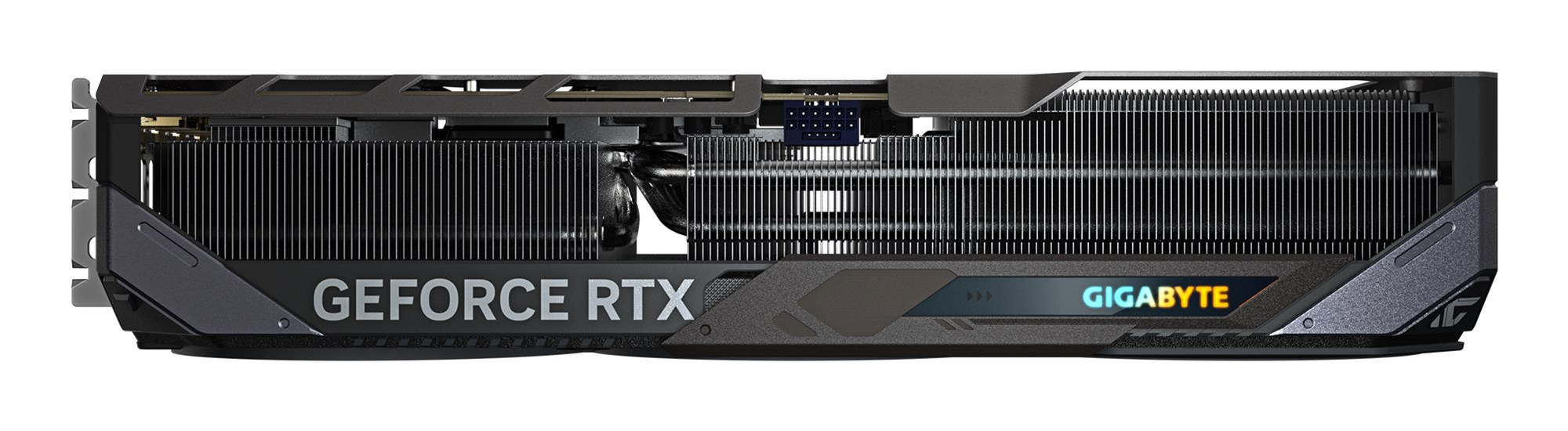 Una tarjeta grafica Gigabyte GeForce RTX negra con un gran disipador de calor y aletas visibles.
