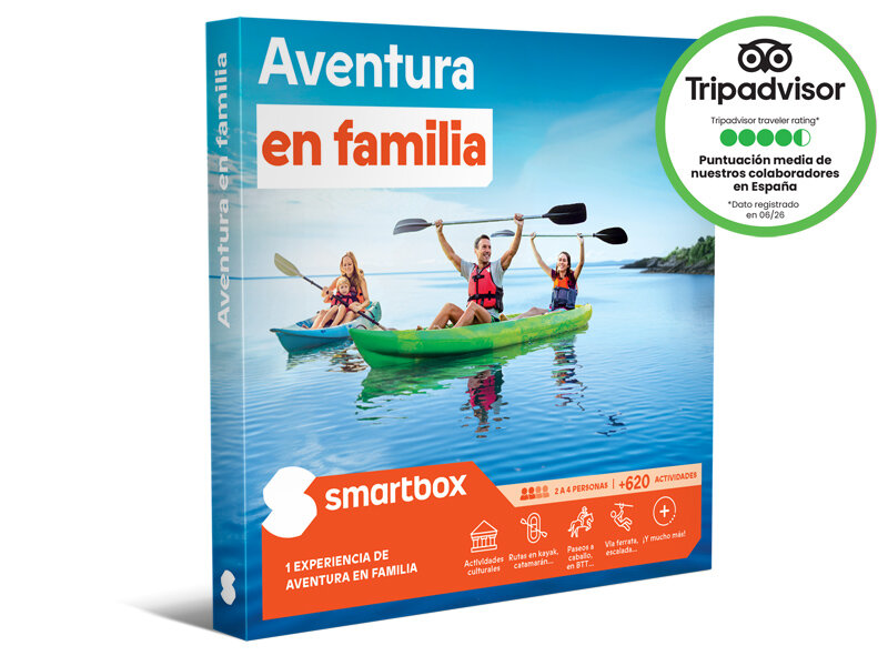 Caja Smartbox titulada Aventura en familia, mostrando a una familia haciendo kayak en aguas tranquilas.