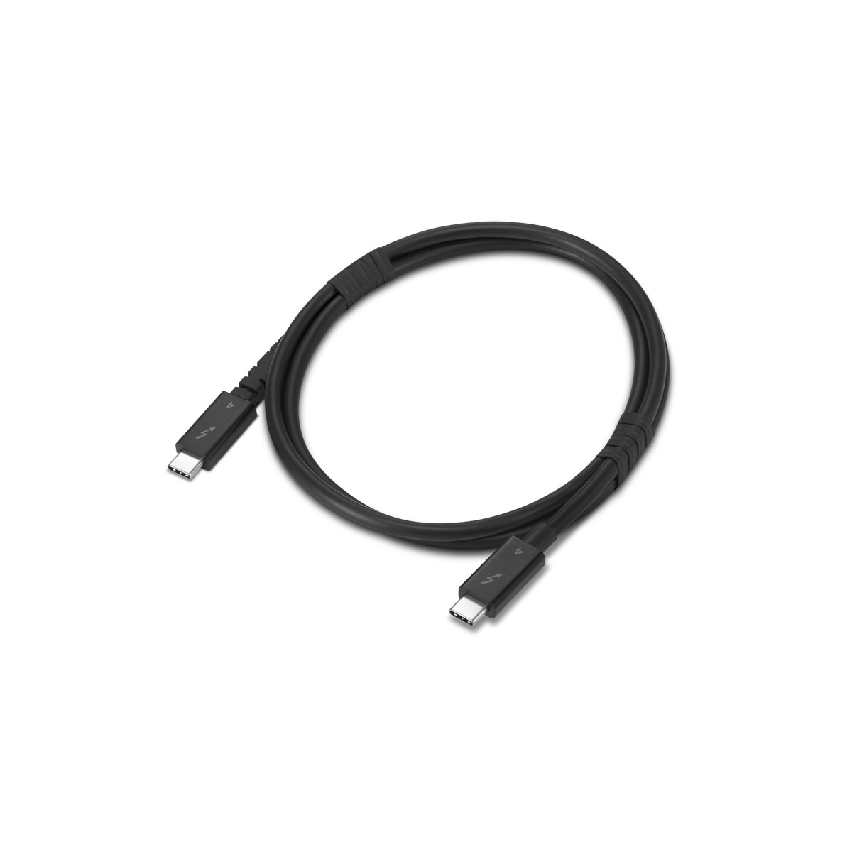 Un cable USB-C negro enrollado sobre fondo blanco.