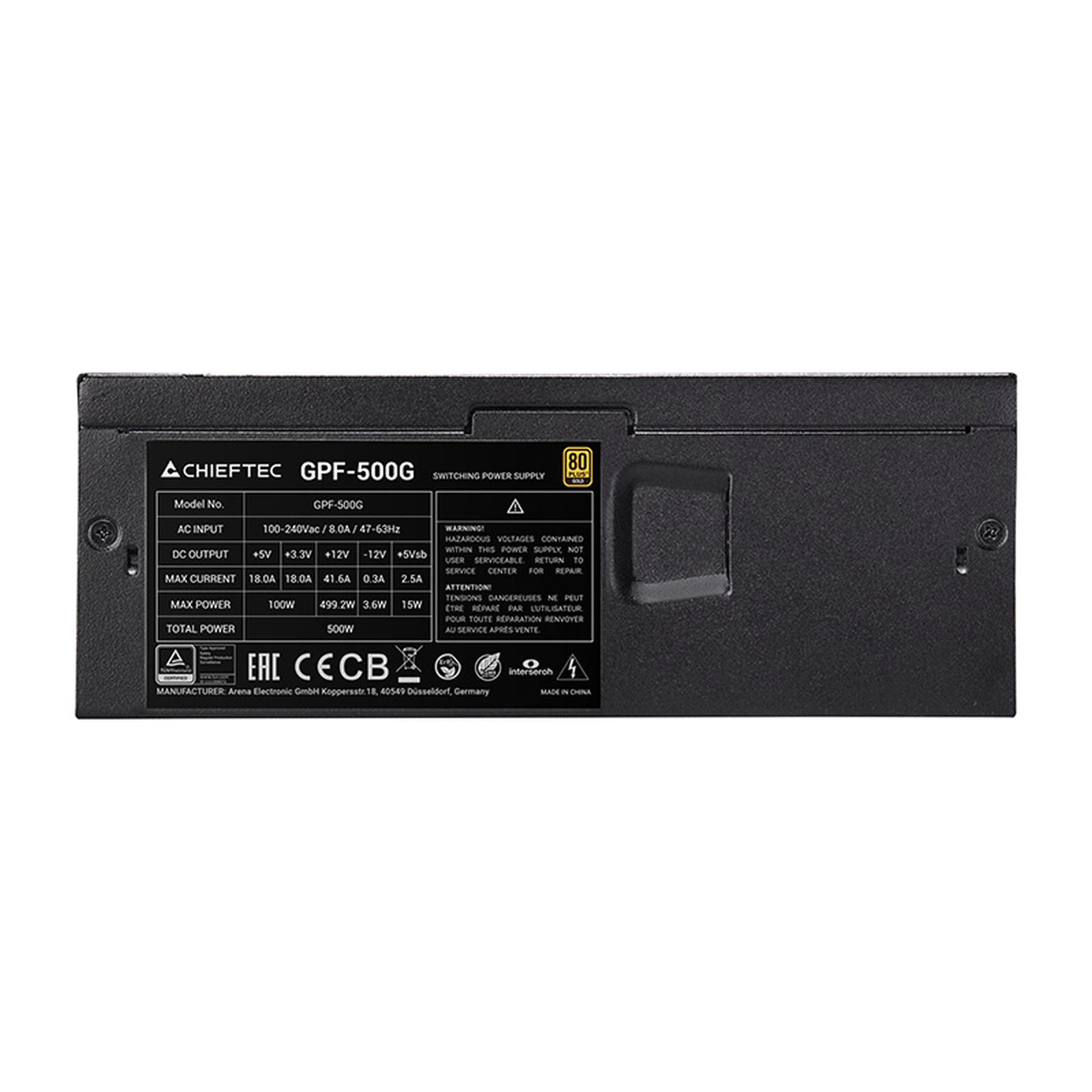 Schwarzes PC-Netzteil von Chieftec mit technischen Spezifikationen und Zertifizierungssymbolen auf dem Aufkleber.