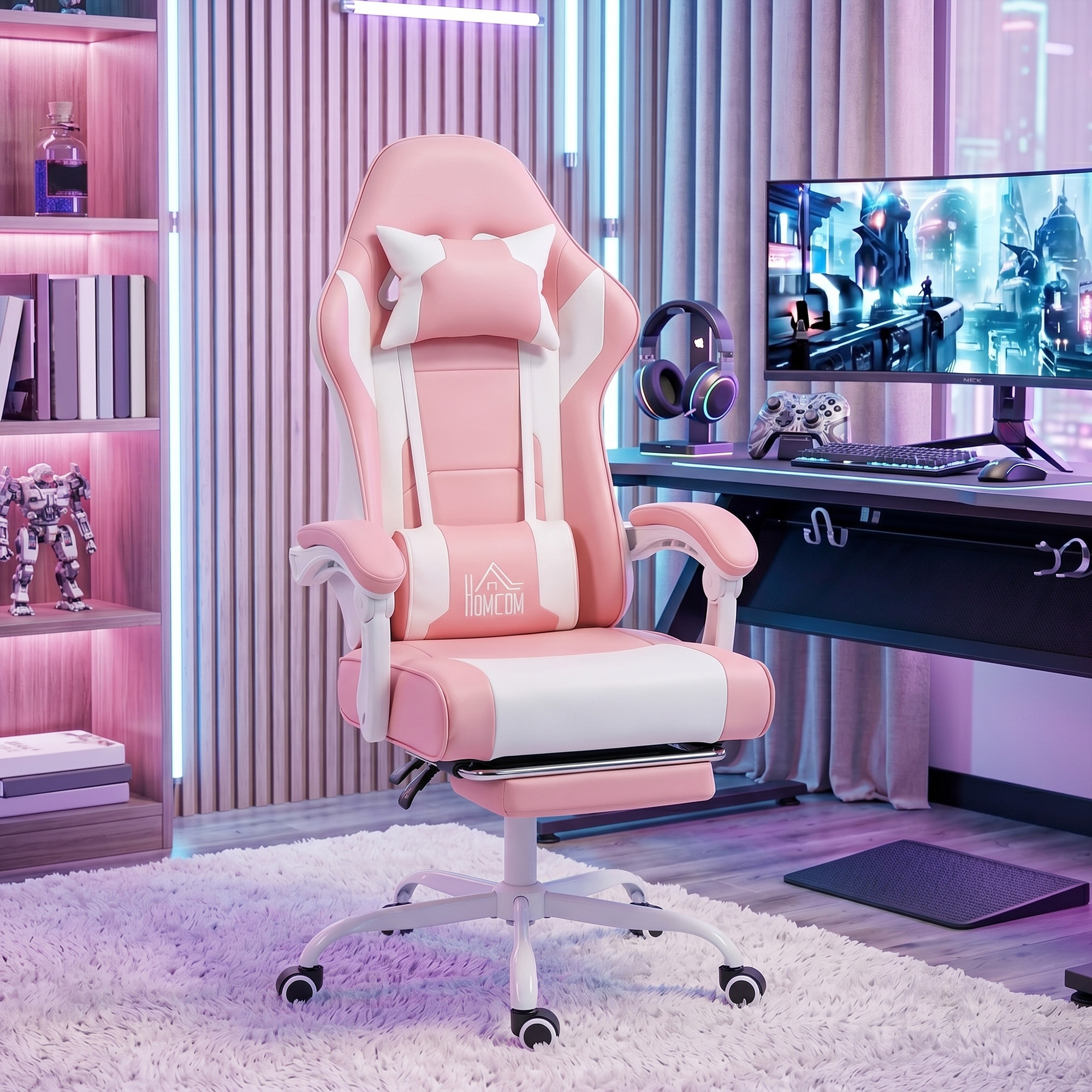 Una silla gamer rosa y blanca con reposapiés sobre una alfombra blanca en una habitación.