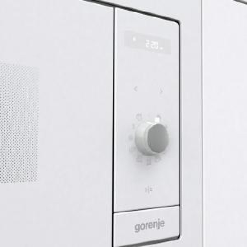 Zbliżenie na biały panel sterowania kuchenki mikrofalowej Gorenje z cyfrowym wyświetlaczem i pokrętłem.