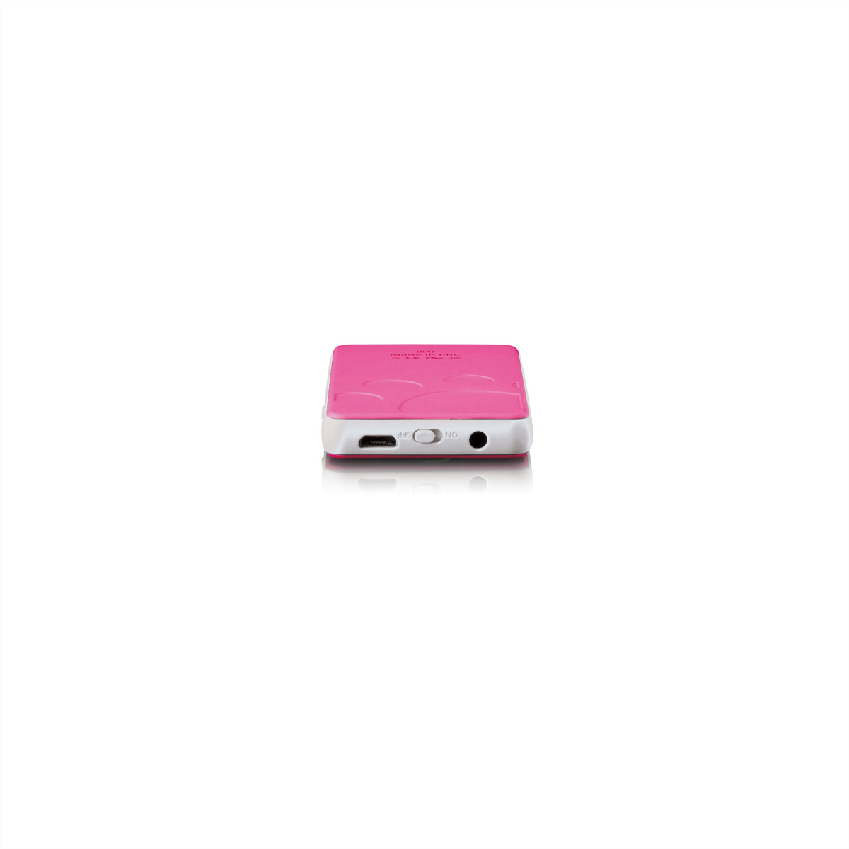 Ein rosa-weißes tragbares Gerät vor weißem Hintergrund mit Netzschalter und Anschlüssen an der Seite.