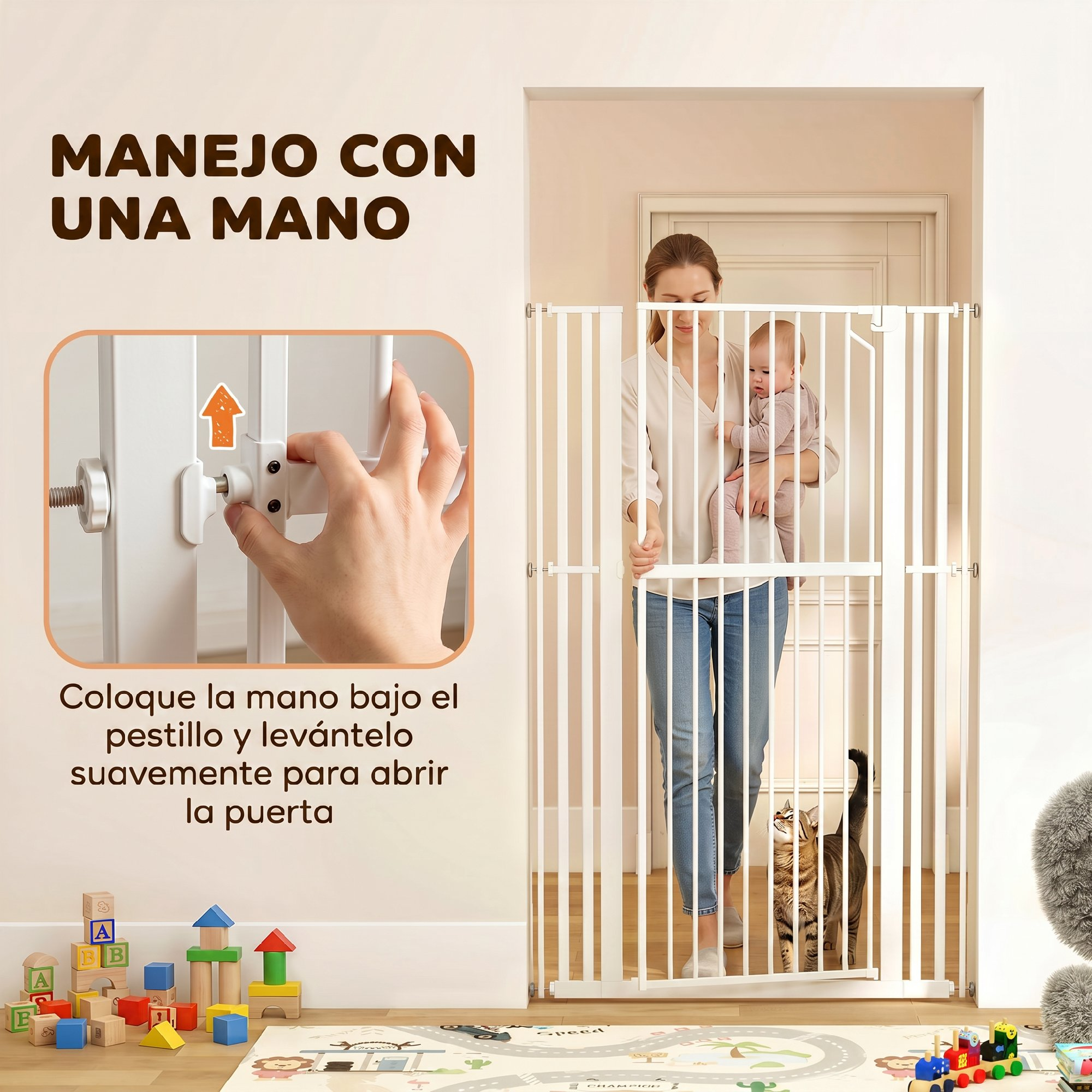 Una mujer sostiene a un bebé y abre una puerta de seguridad blanca mientras un gato está cerca.