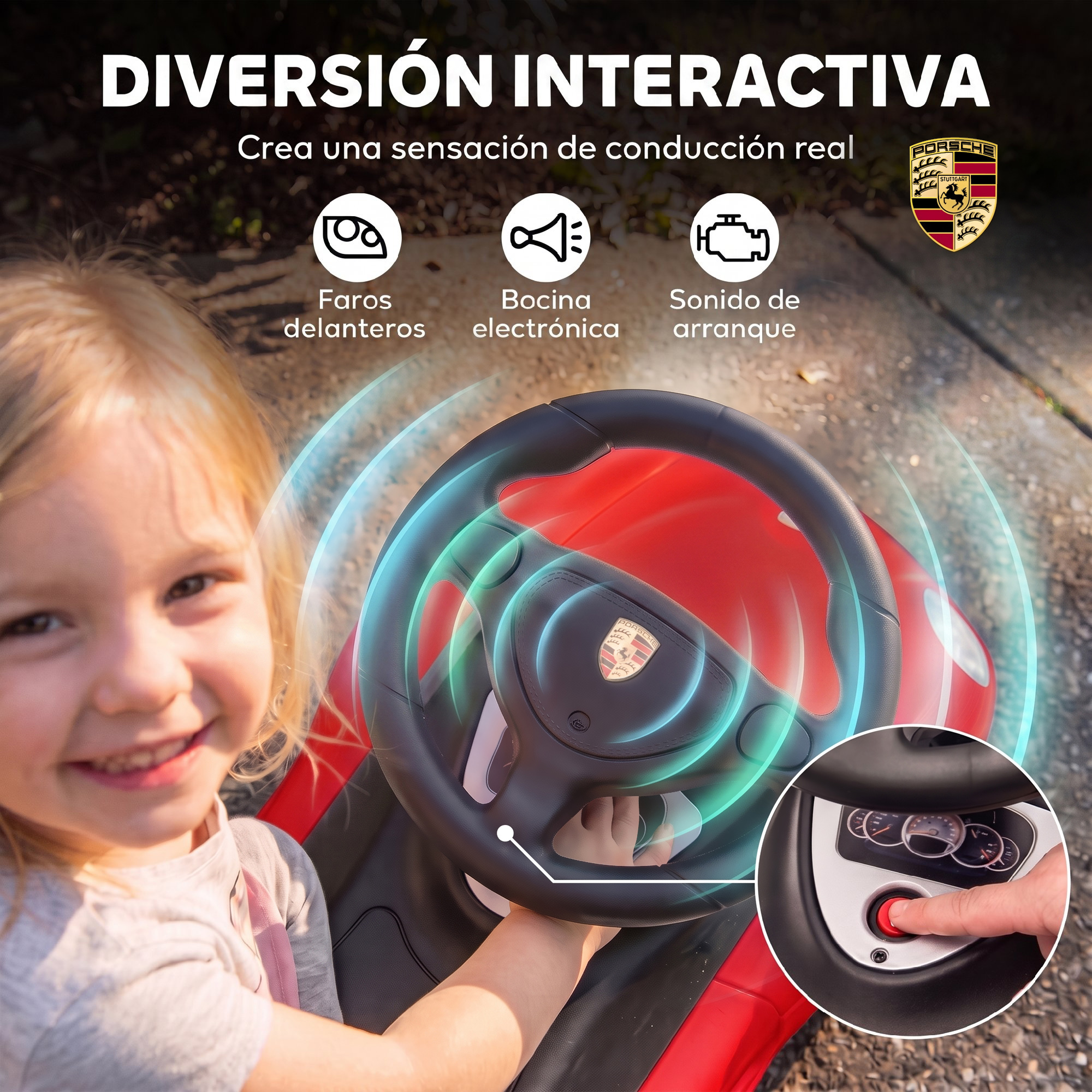Niño feliz en un auto de juguete Porsche rojo con volante e iconos de sonido.