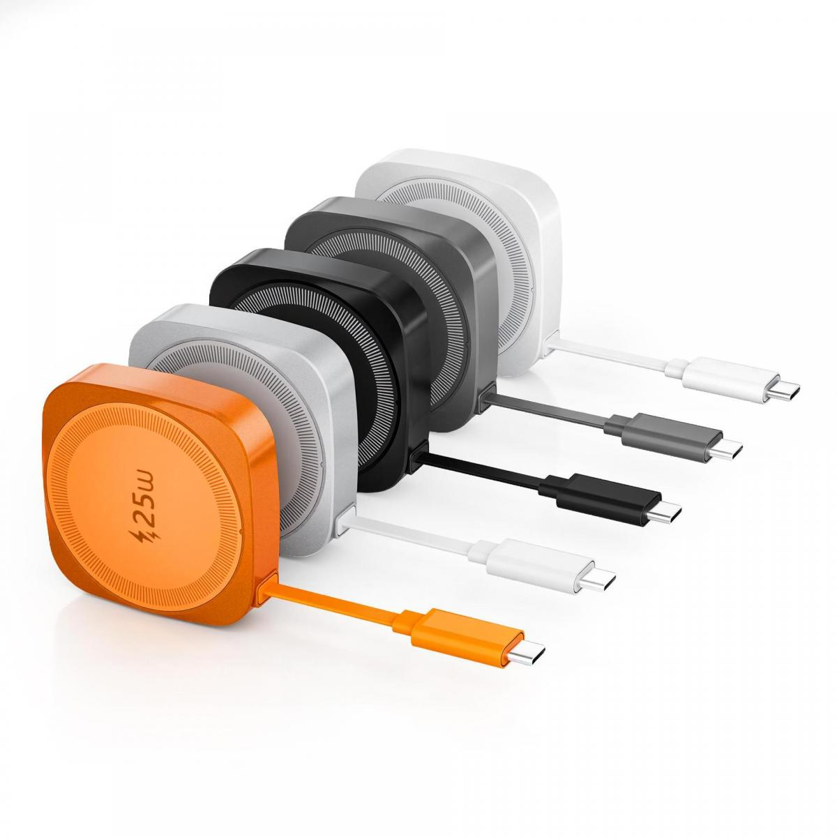 Fünf kompakte 25W-Ladegeräte in Orange, Silber, Schwarz, Dunkelgrau und Weiß mit USB-C-Kabel auf weißem Grund.
