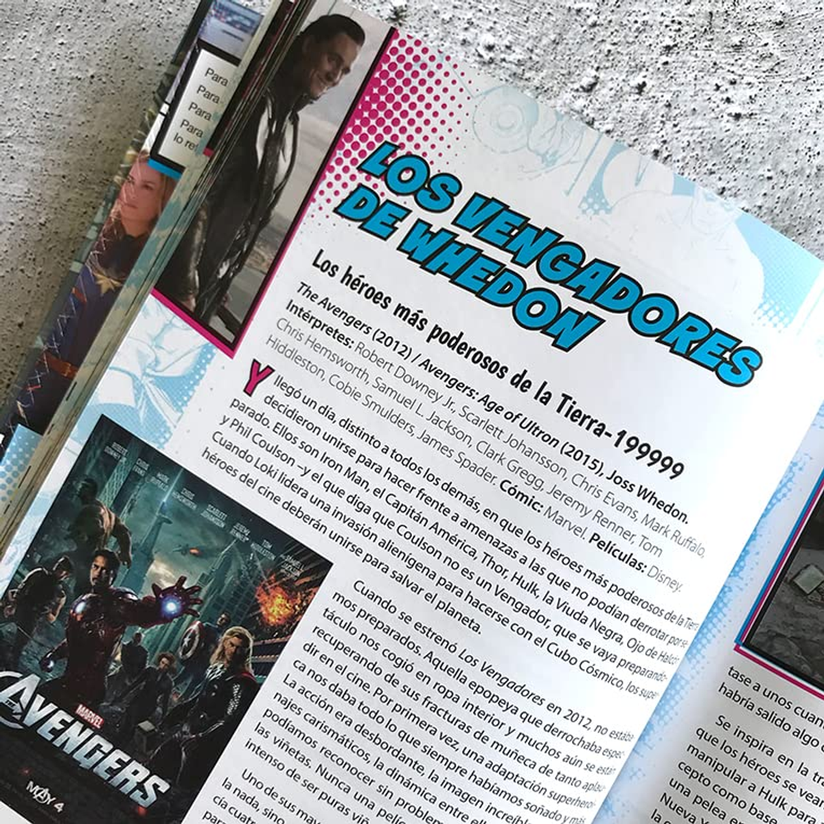 Una página de revista sobre la película Los Vengadores muestra texto, fotogramas y una foto de Loki.