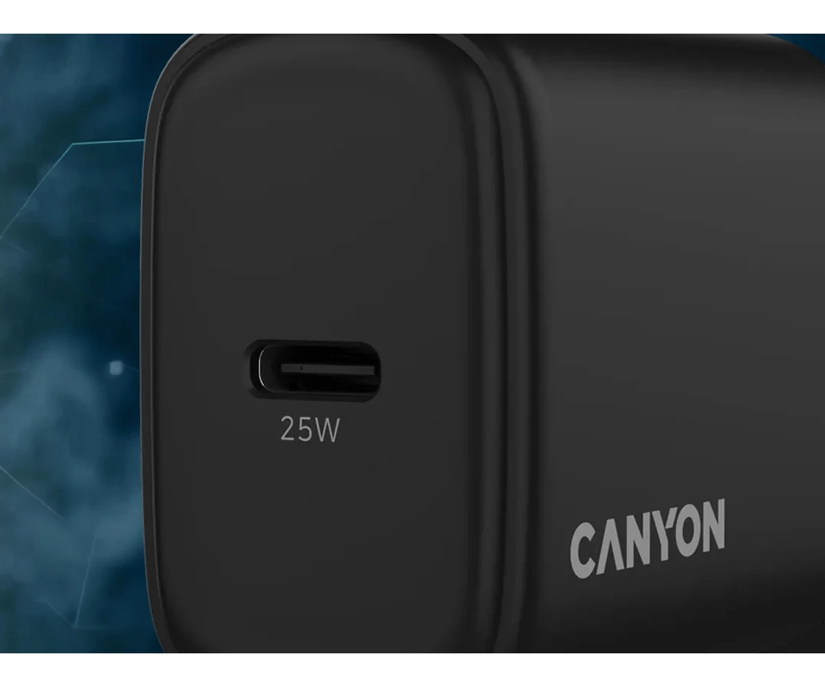 Czarny zasilacz USB-C Canyon 25W z jednym portem i logo marki.