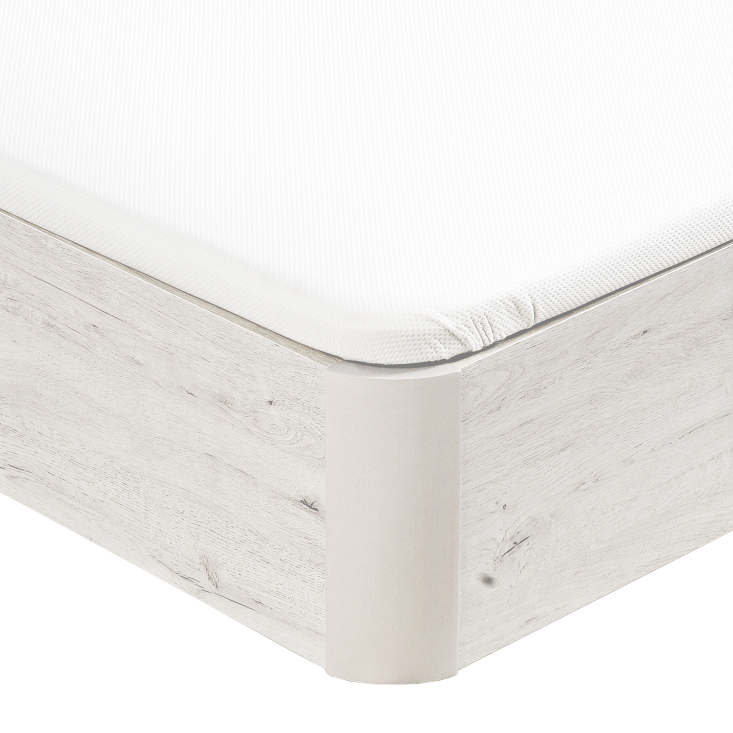 Primer plano de una estructura de cama de madera clara con un colchón blanco en un entorno minimalista.