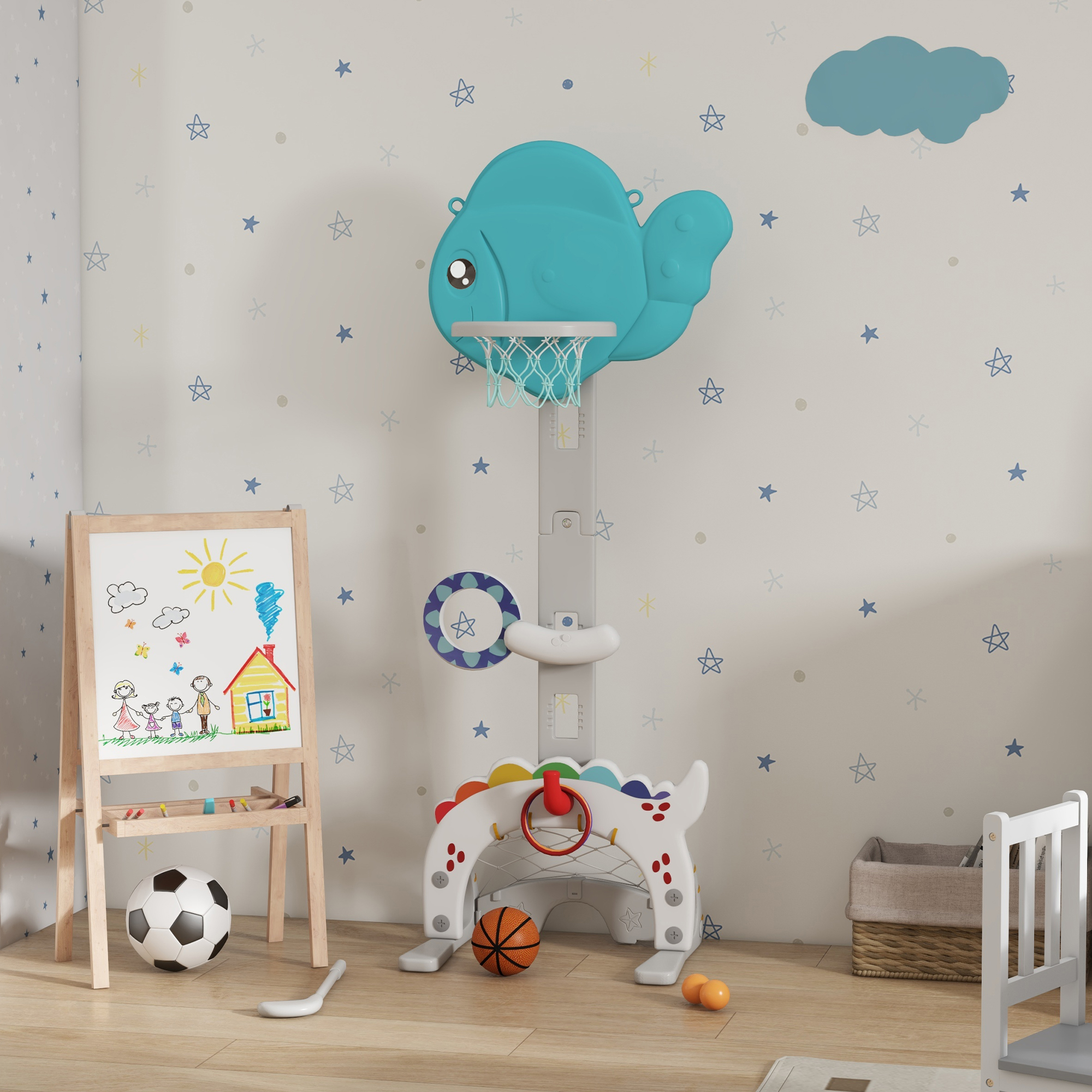 Una stanza giochi con canestro da basket a forma di pesce blu, un piccolo cavalletto e un pallone.