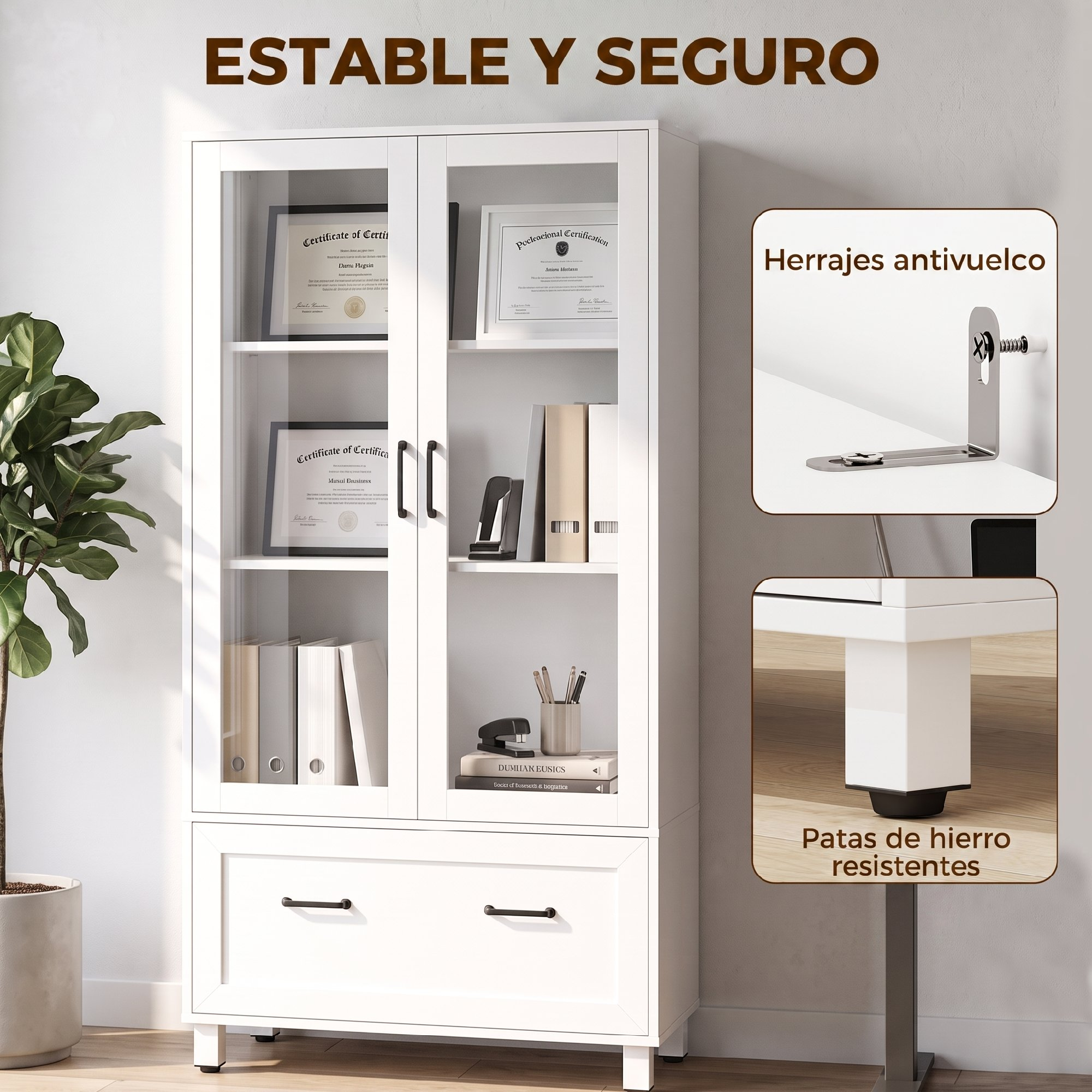 Vitrina blanca con puertas de cristal, cajón inferior y detalles de herrajes antivuelco y patas.