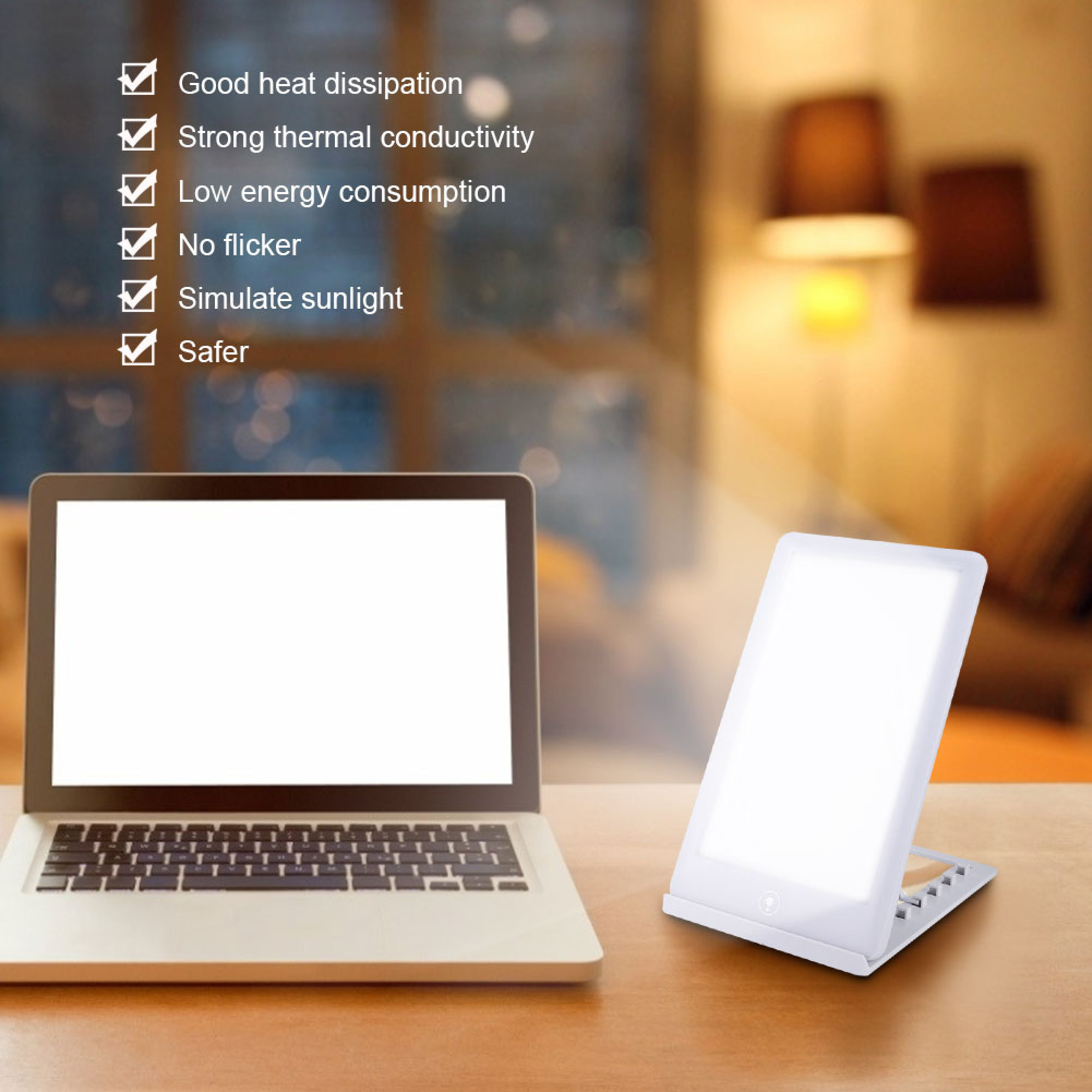 Ein Laptop und eine weiße Lichttherapielampe auf einem Holztisch, links sind Produktmerkmale aufgelistet.