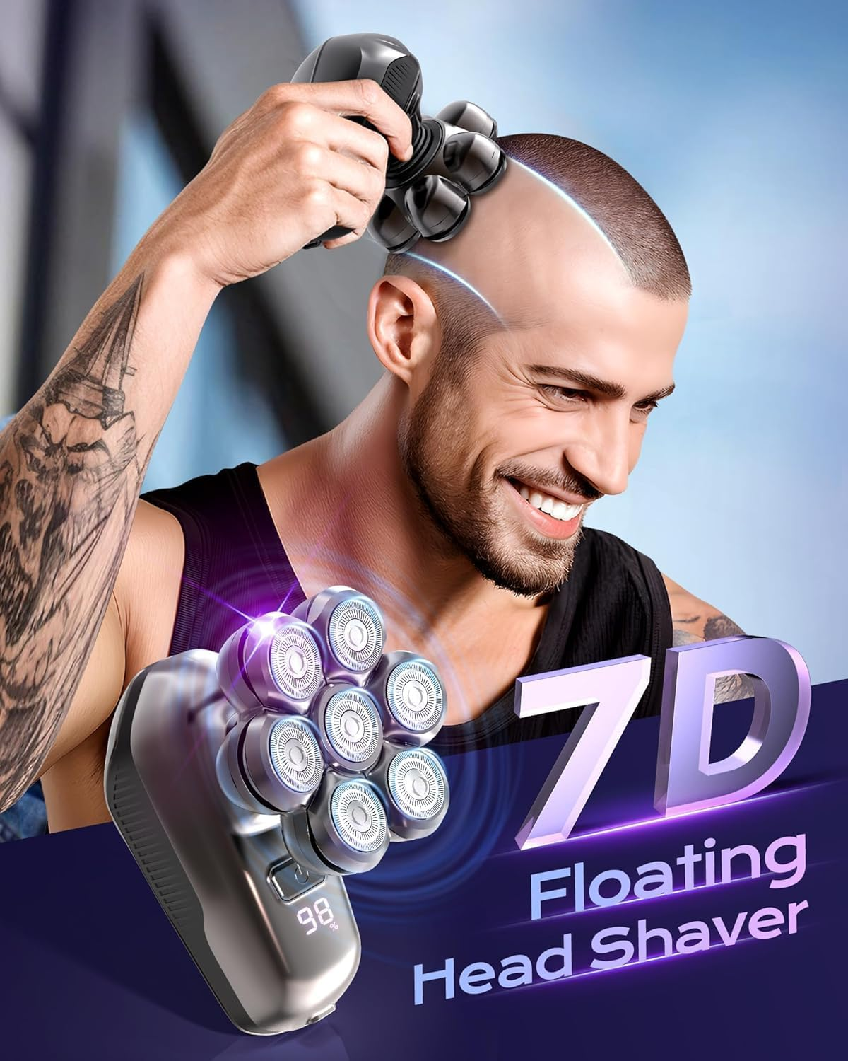 Ein Mann rasiert seinen Kopf mit einem modernen elektrischen 7D Scherkopf.
