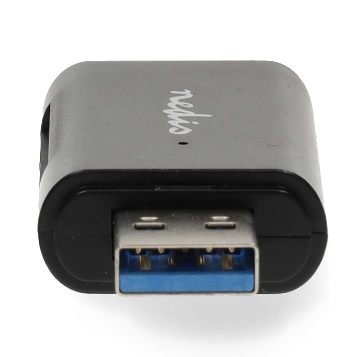 Ein schwarzer USB-Adapter mit einem blauen USB-3.0-Anschluss und weißem Logo auf der Oberseite vor weißem Hintergrund.