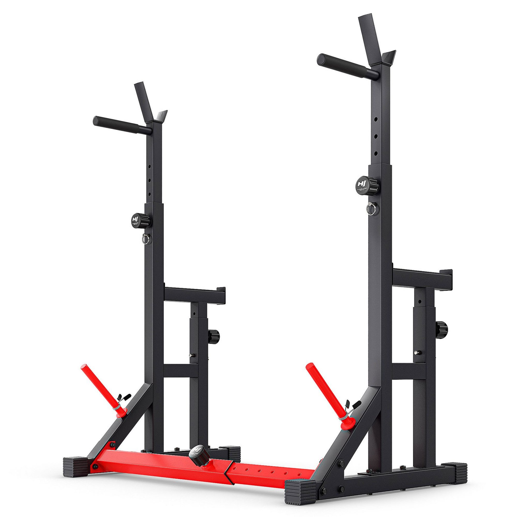 Ein verstellbares schwarzes und rotes Squat-Rack mit Langhantelablagen und Sicherheitsarmen auf weißem Hintergrund.