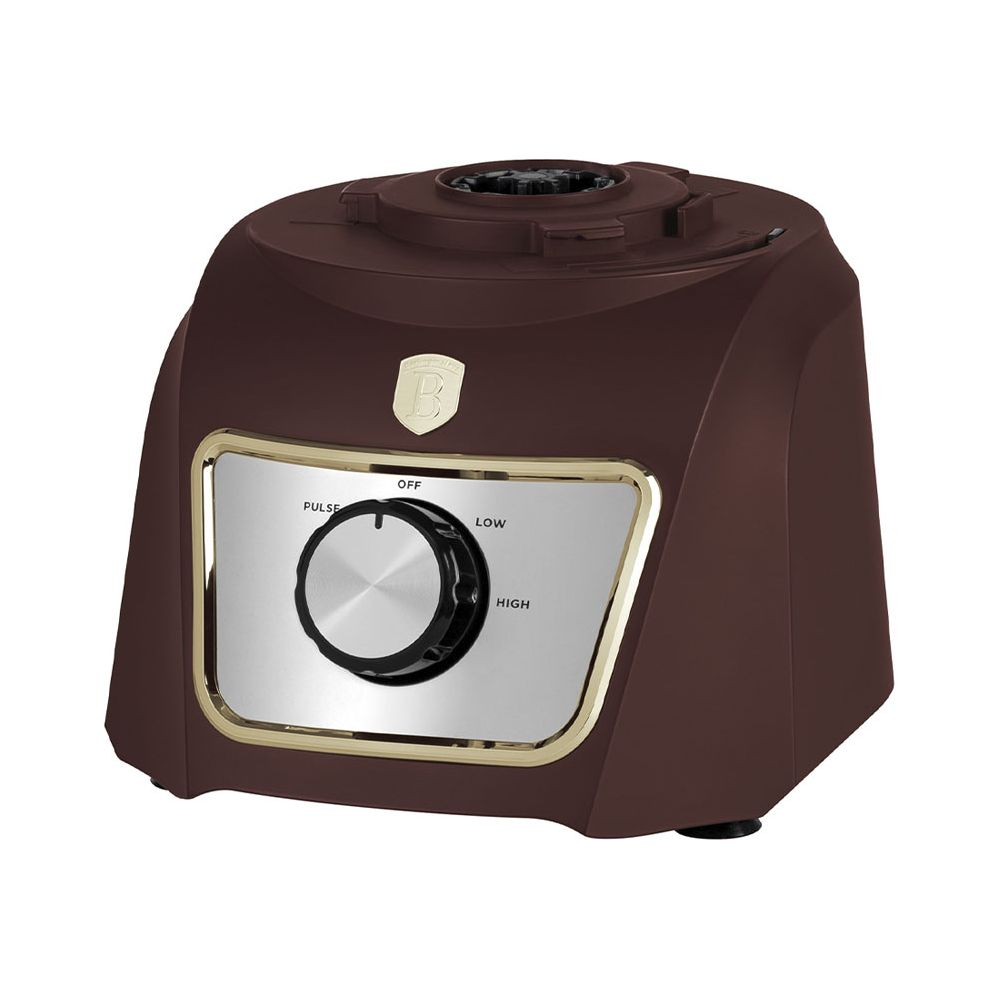 Base de blender marron foncé avec panneau de commande argenté et bouton noir sur fond blanc.