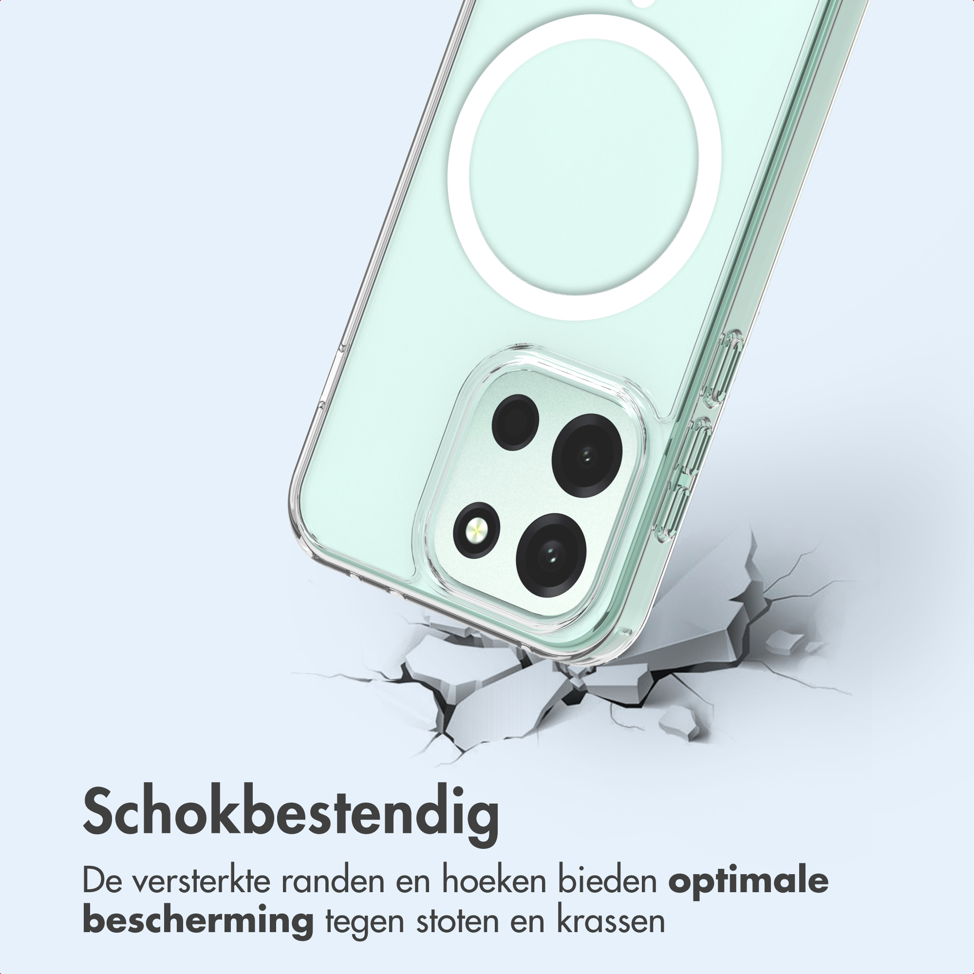 Une coque de téléphone vert clair avec anneau MagSafe et découpe pour appareil photo heurte une surface qui se fend.