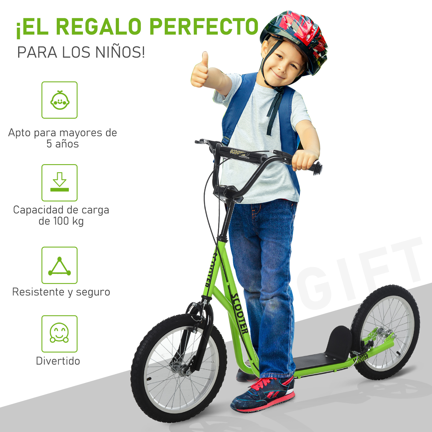 Un niño sonriente con casco da el visto bueno junto a un monopatín verde.