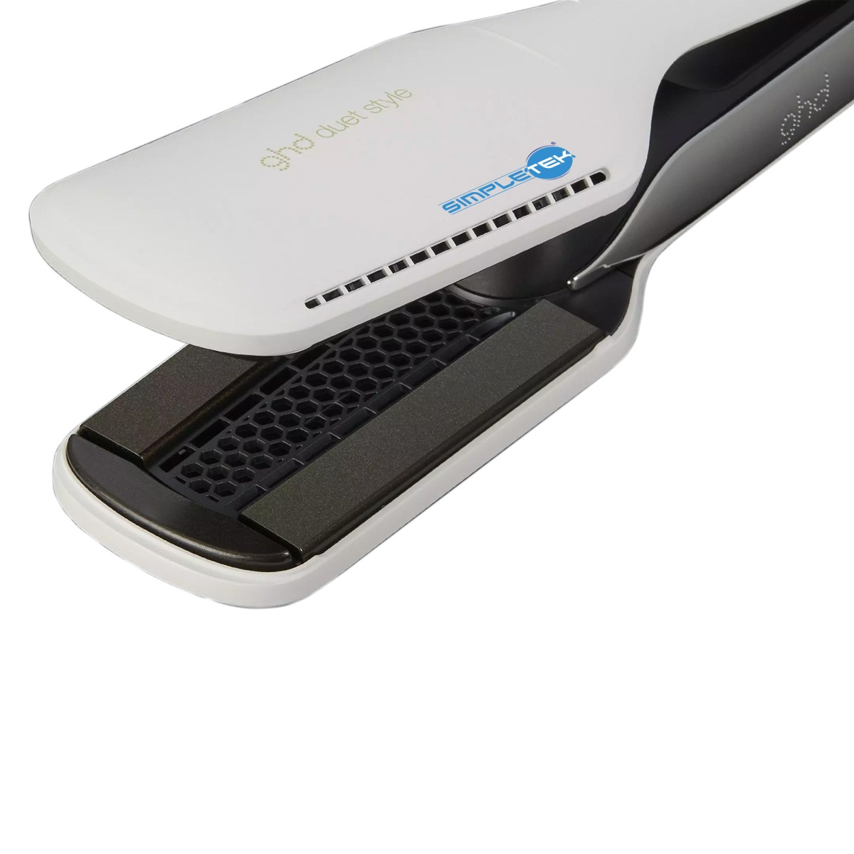Una piastra per capelli GHD duet style bianca e nera con piastre aperte su sfondo bianco.