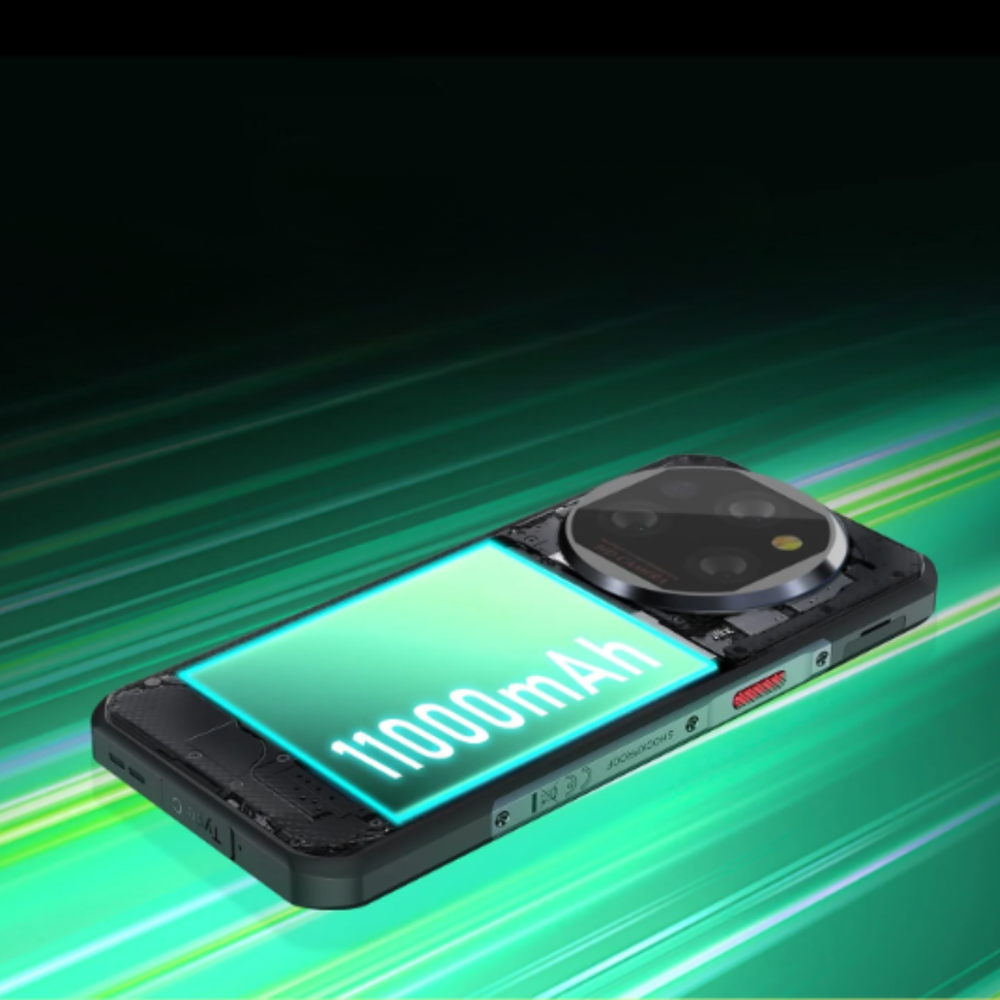 Uno smartphone con batteria da 11000mAh e fotocamera su una superficie verde luminosa.