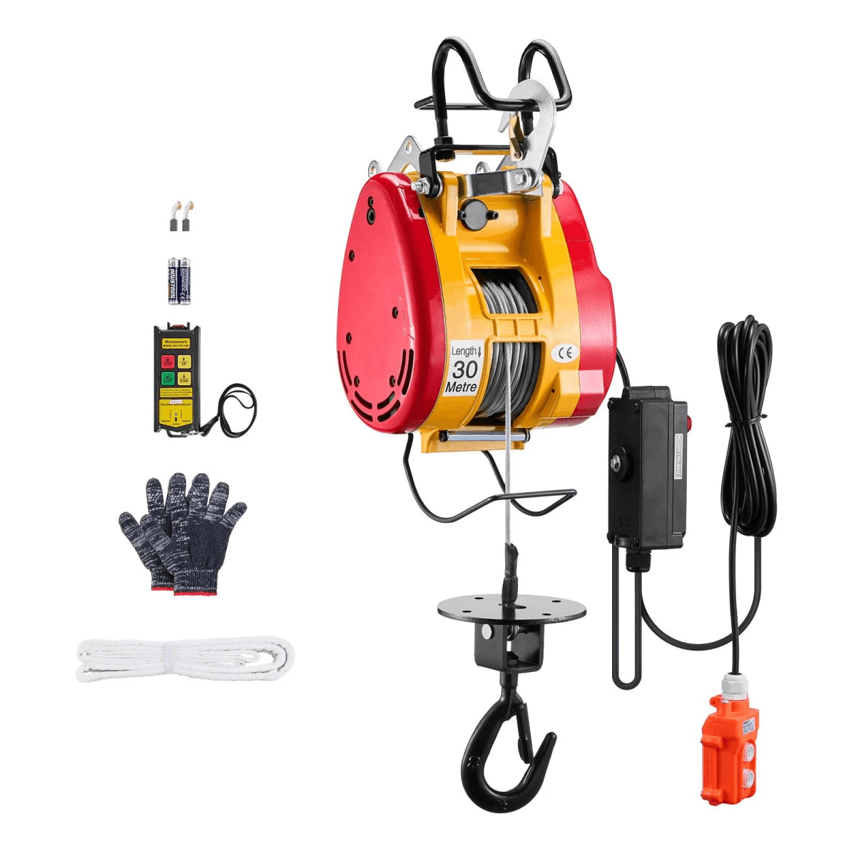 Polipasto eléctrico rojo y amarillo con accesorios como control remoto, guantes, cuerda y soportes sobre fondo blanco.